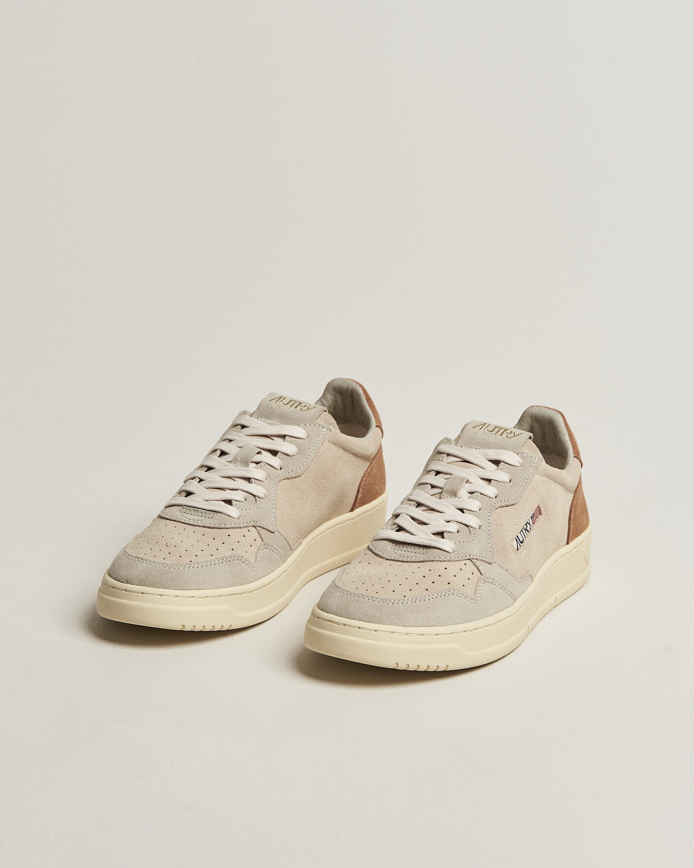 Hombres | Zapatillas | Autry | Medalist Low Suede Mix Sneaker Brown/Beige/White