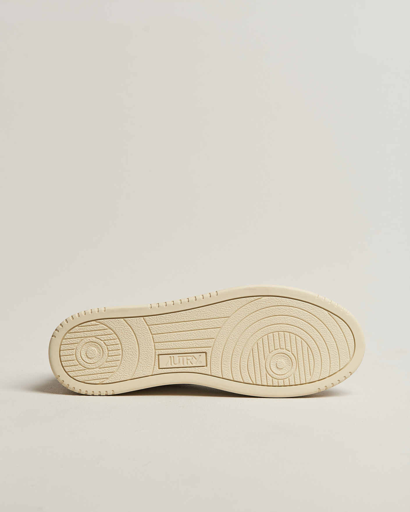 Hombres | Zapatillas | Autry | Medalist Low Leather/Suede Sneaker White/Fig