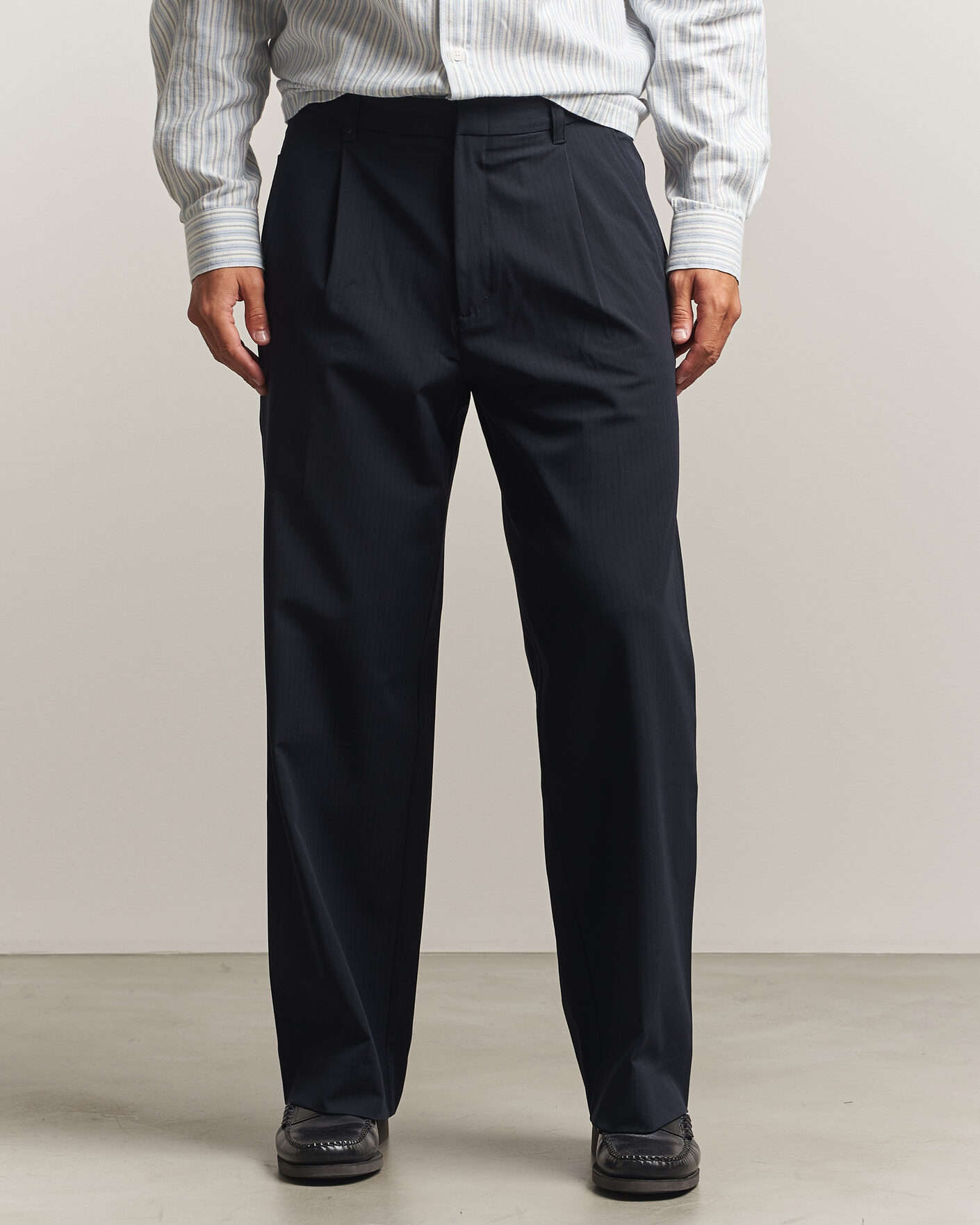 Hombres | Pantalones | Samsøe Samsøe | Valentin Pleated Trousers Salute Navy