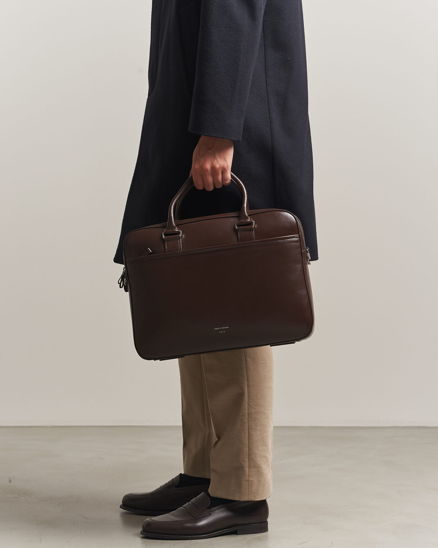 Hombres | Bolsos | Tiger of Sweden | Burin Smooth Leather Briefcase Dark Brown