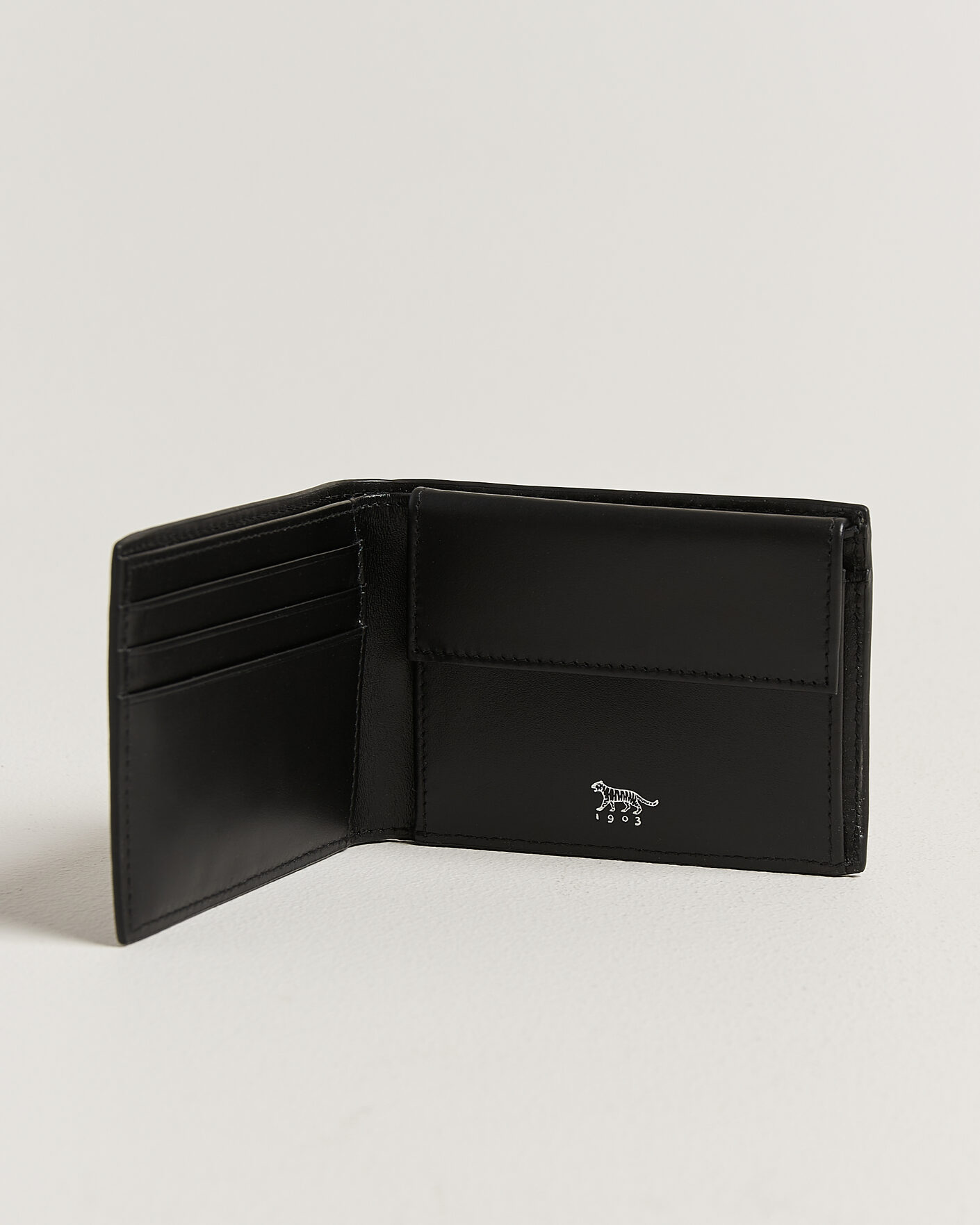 Hombres | Billeteras | Tiger of Sweden | Wivalius Leather Wallet Black