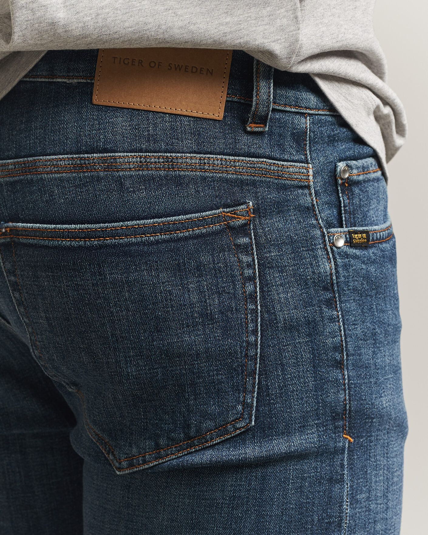 Hombres | Vaqueros | Tiger of Sweden | Evolve Jeans Midnight Blue