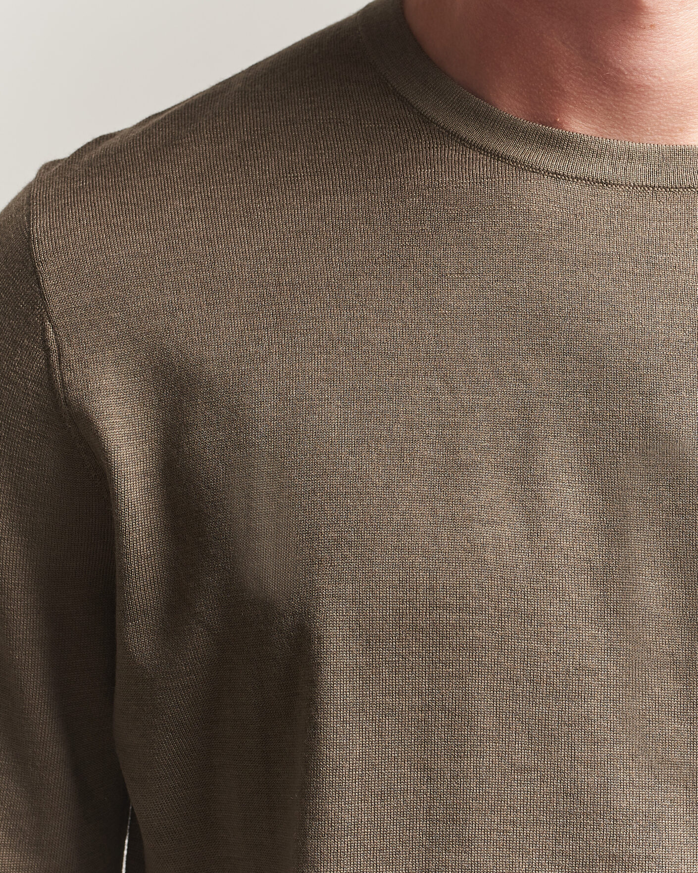 Hombres | Jerséis y prendas de punto | Tiger of Sweden | Connor Extra Fine Merino Crew Neck Pullover Aged Timber