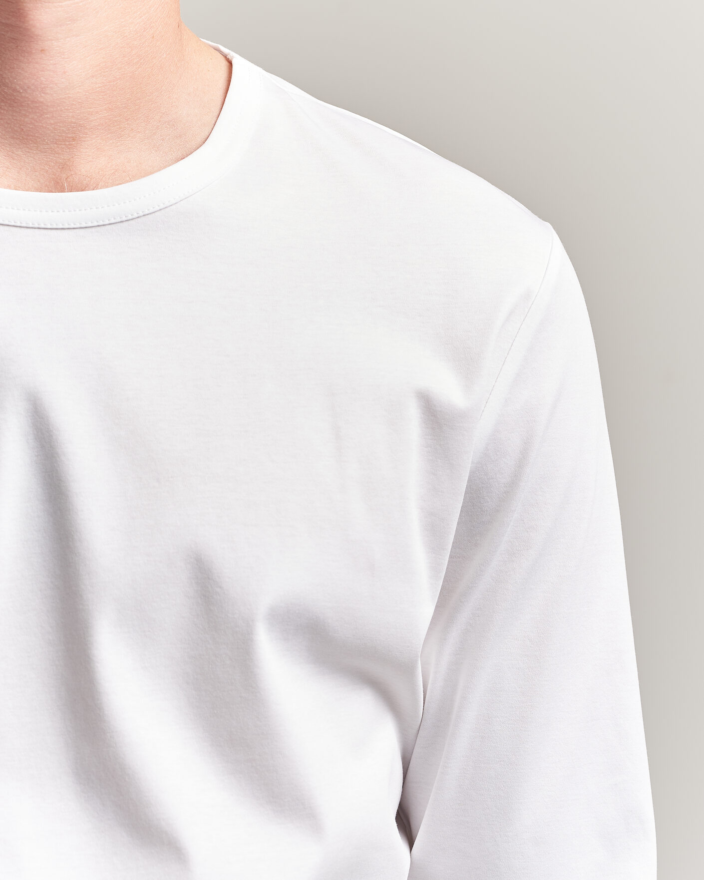 Hombres | Camisetas | Tiger of Sweden | Olaf Mercerized Cotton Long Sleeve T-Shirt Pure White