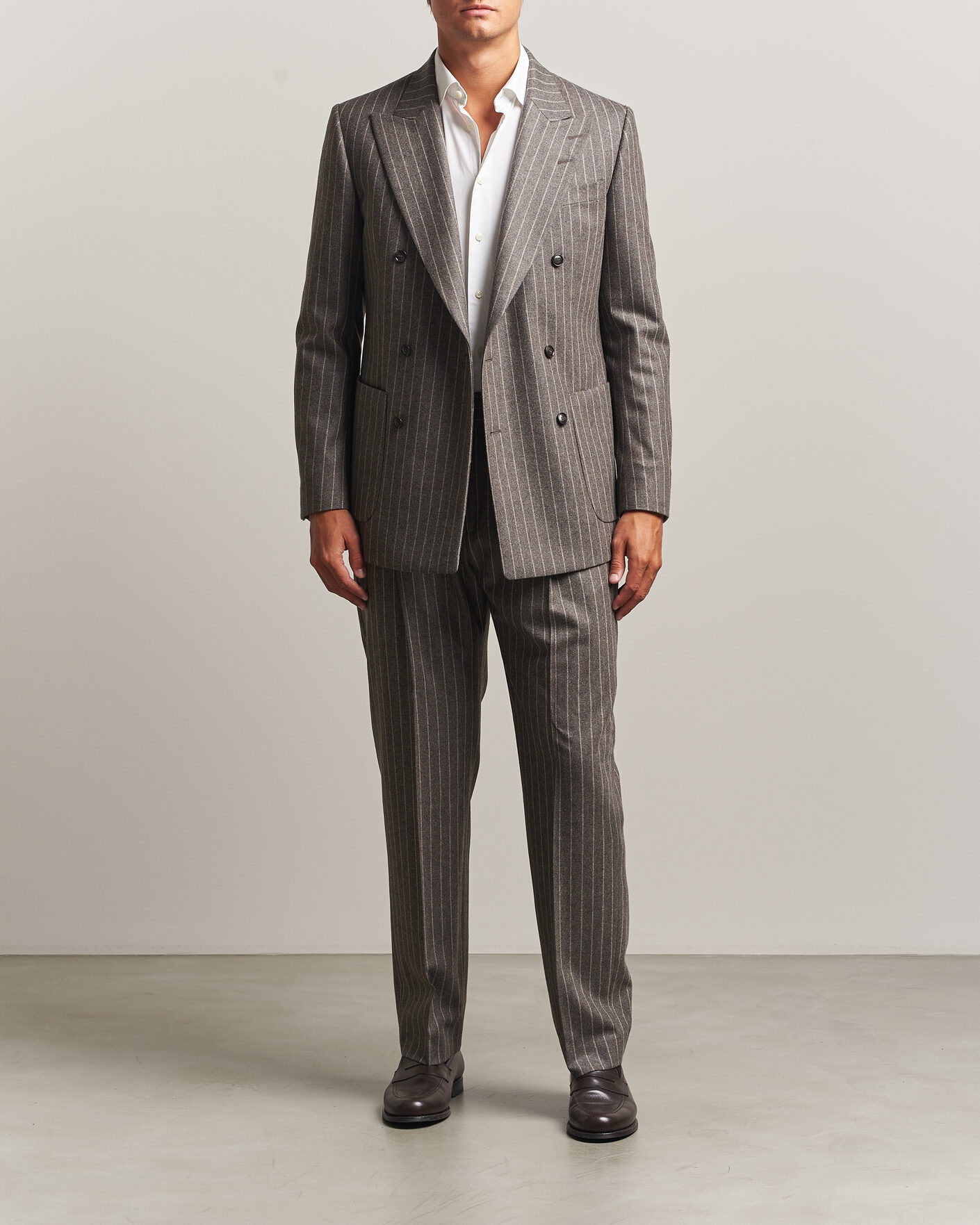 Hombres | Pantalones | Tiger of Sweden | Theo Wool Pleated Pinstriped Trousers Grey Brown