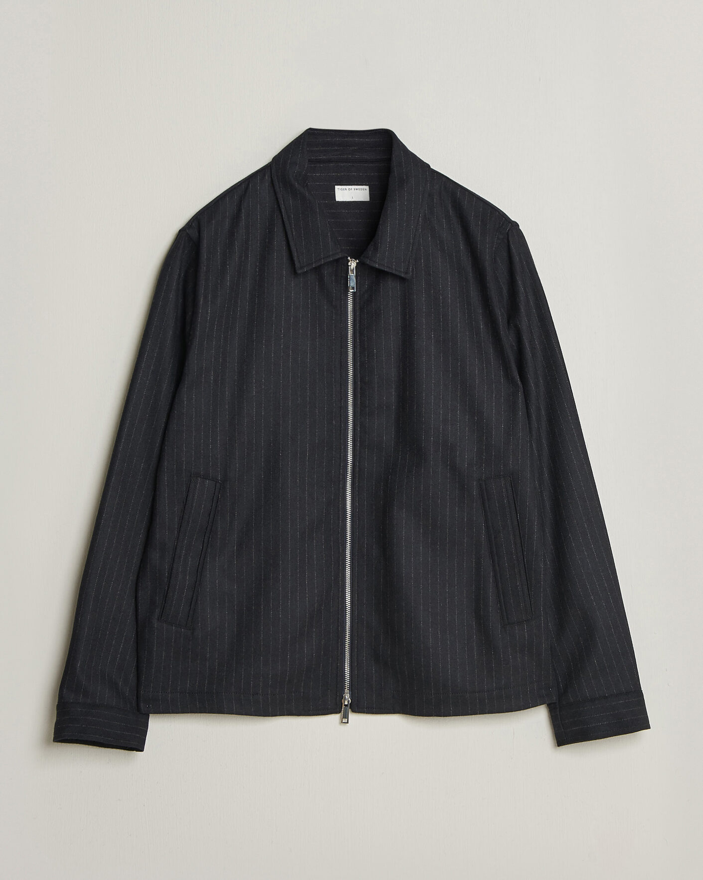 Hombres | Abrigos y chaquetas | Tiger of Sweden | Barnaby Wool Pinstriped Shirt Jacket Blue Function