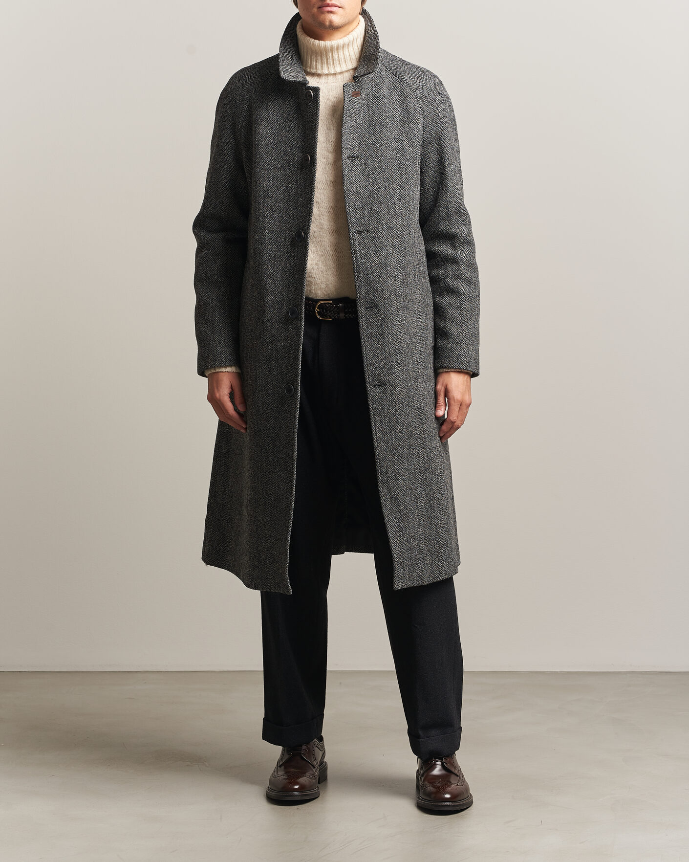 Hombres | Abrigos y chaquetas | Walker Slater | Sherlock Harris Tweed Herringbone Coat Charcoal