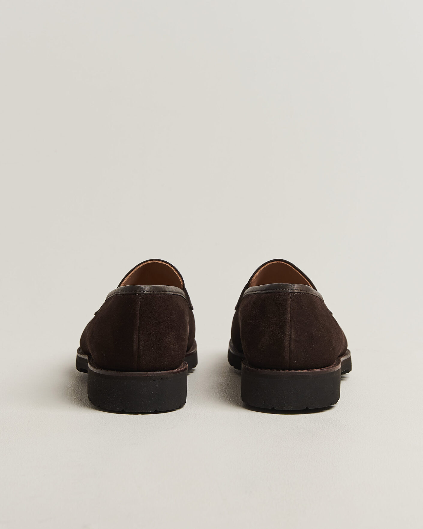 Hombres | Mocasines | Crockett & Jones | Boston 2 VI-Lite Loafer Dark Oak Suede