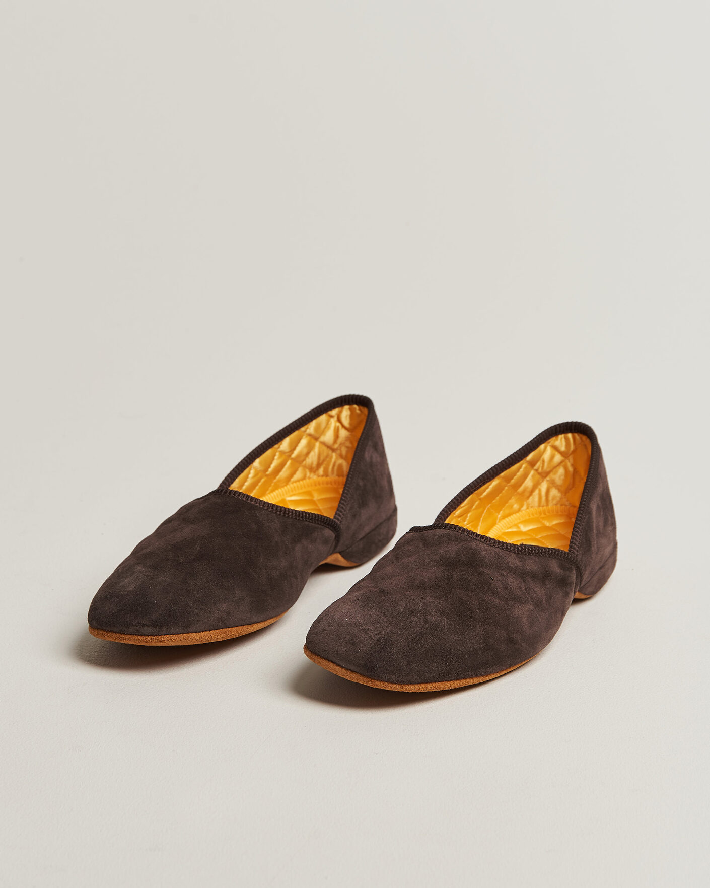 Hombres | Sandalias y chanclas | Bowhill & Elliott | Grecian Indoor Slippers Chocolate Suede