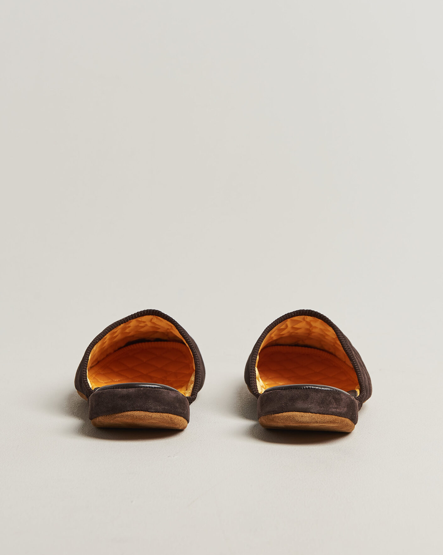 Hombres | Sandalias y chanclas | Bowhill & Elliott | Mule Slipper Quilt Lining Chocolate Suede