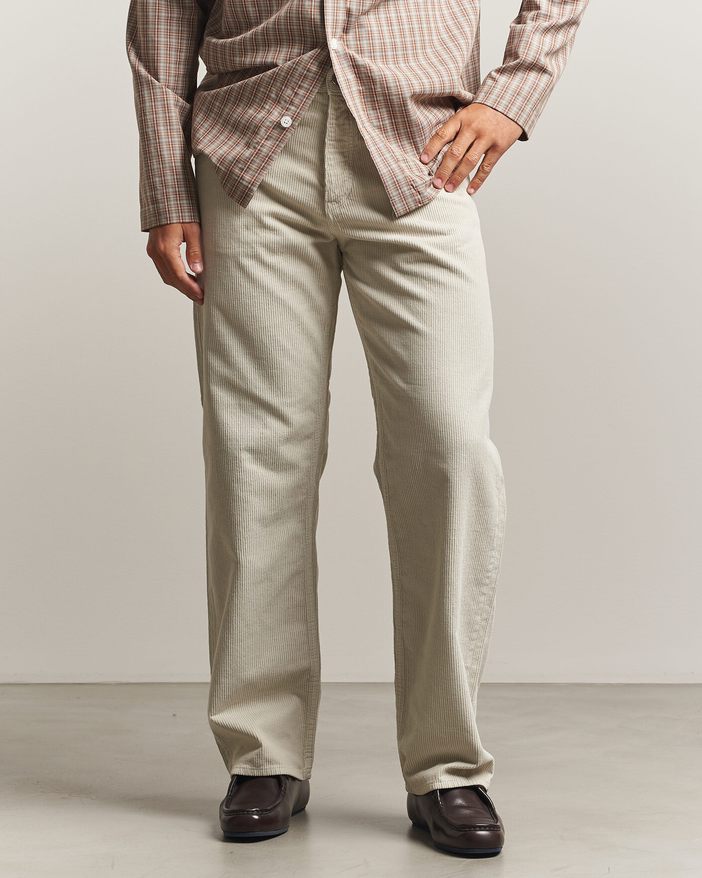 Hombres | Vaqueros | Sunflower | Loose Corduroy Pants Ivory