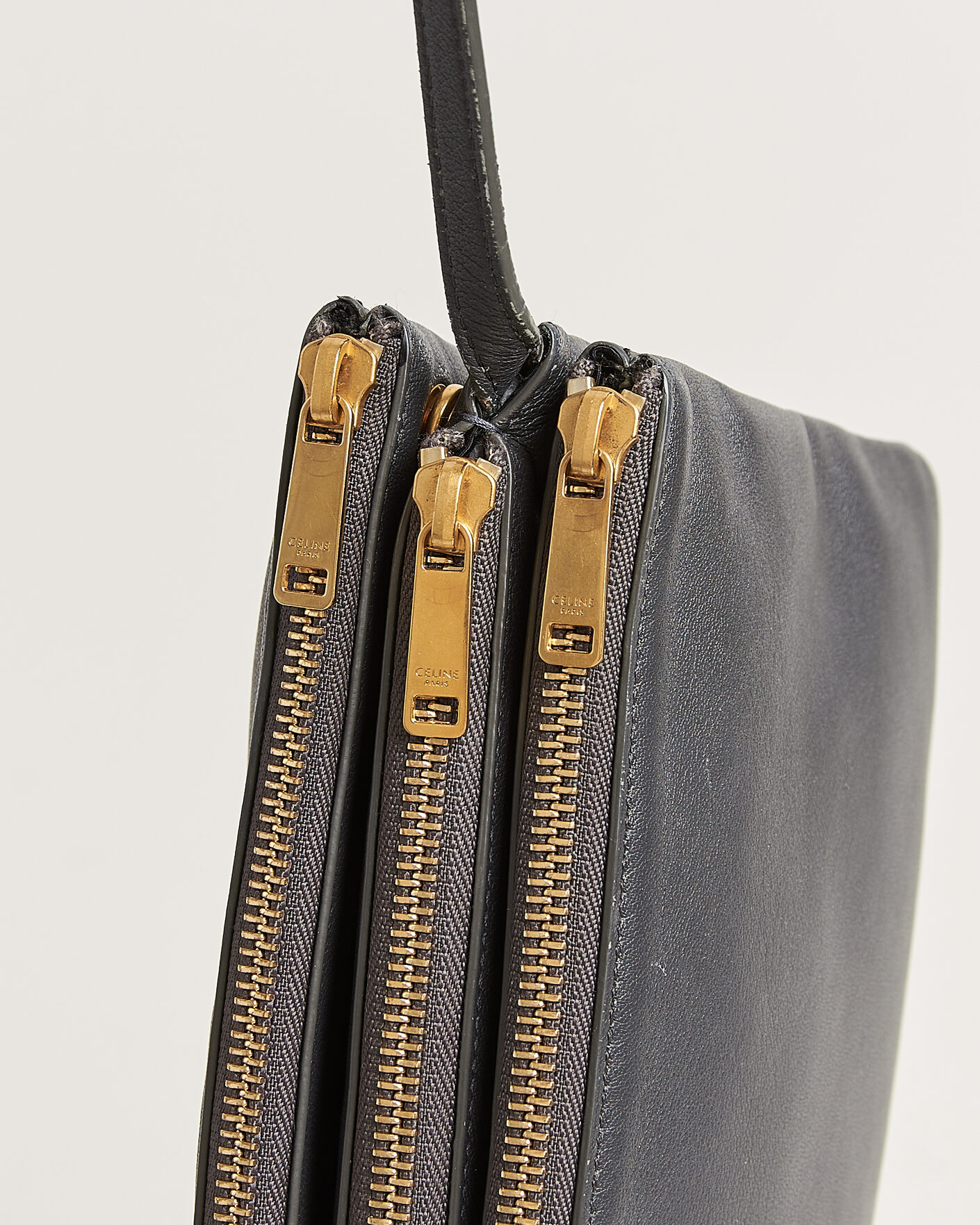 Hombres | Pre-Owned & Vintage Bags | Celine Pre-Owned | Trio Bag Small Grey