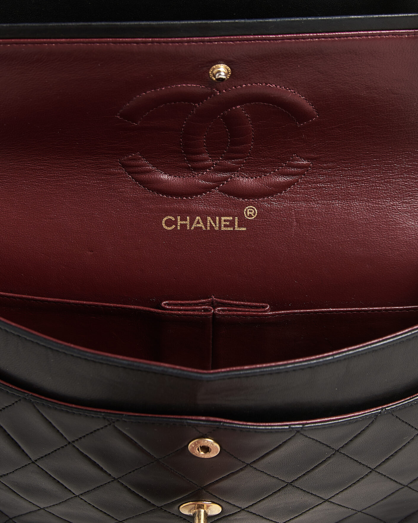 Hombres | Pre-Owned & Vintage Bags | Chanel Pre-Owned | Classic Medium Double Flap Bag Lambskin Black