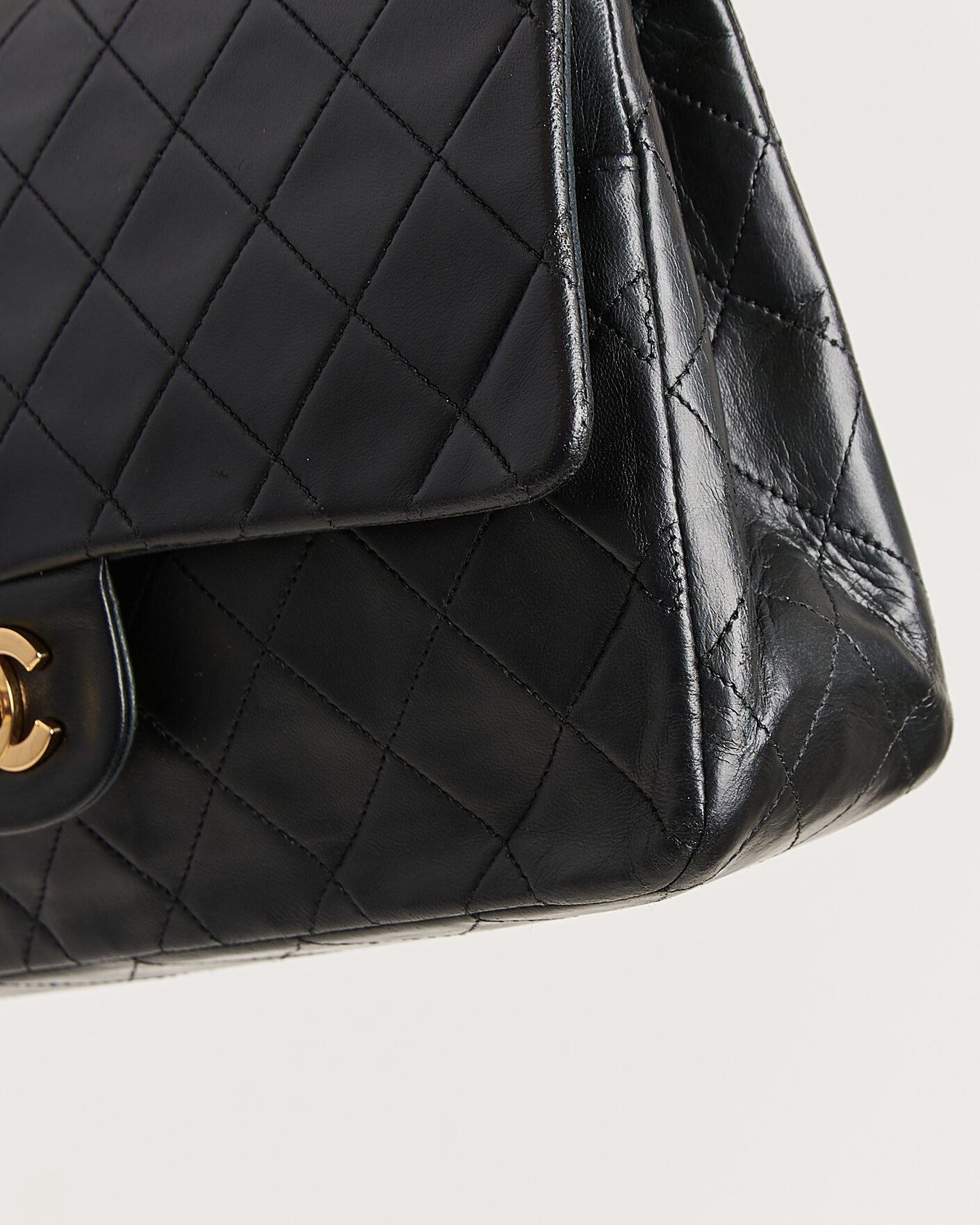 Hombres | Pre-Owned & Vintage Bags | Chanel Pre-Owned | Classic Medium Double Flap Bag Lambskin Black