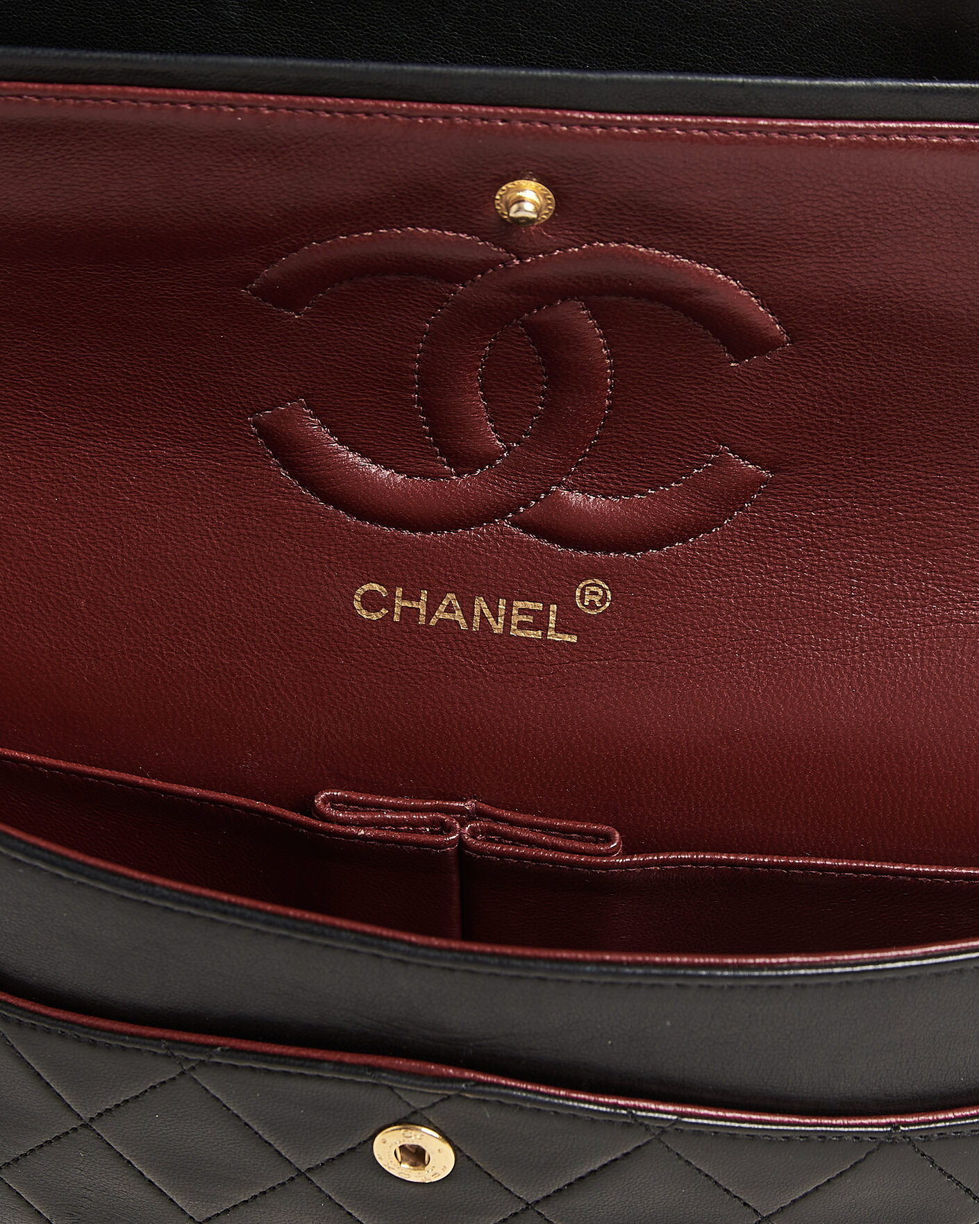 Hombres | Chanel Pre-Owned Classic Medium Double Flap Bag Lambskin Black | Chanel Pre-Owned | Classic Medium Double Flap Bag Lambskin Black