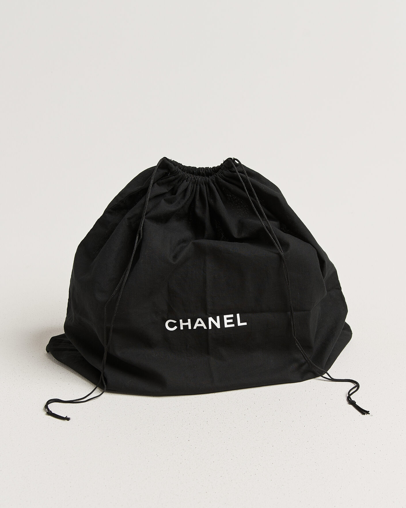 Hombres | Pre-Owned & Vintage Bags | Chanel Pre-Owned | Classic Medium Double Flap Bag Lambskin Black