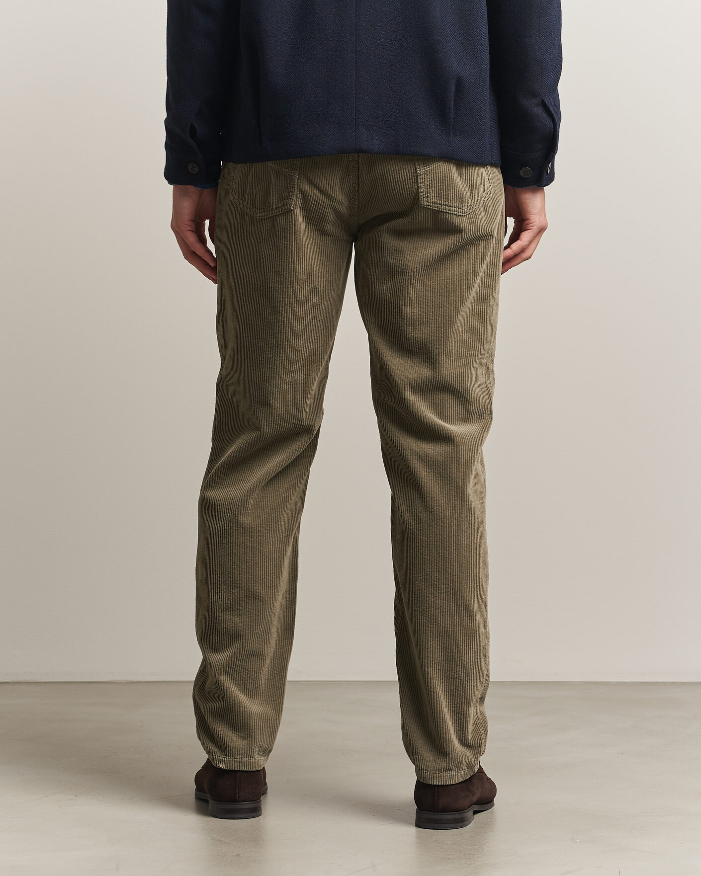 Hombres | Pantalones | Brunello Cucinelli | Leisure Fit Corduroy 5-Pocket Pants Olive