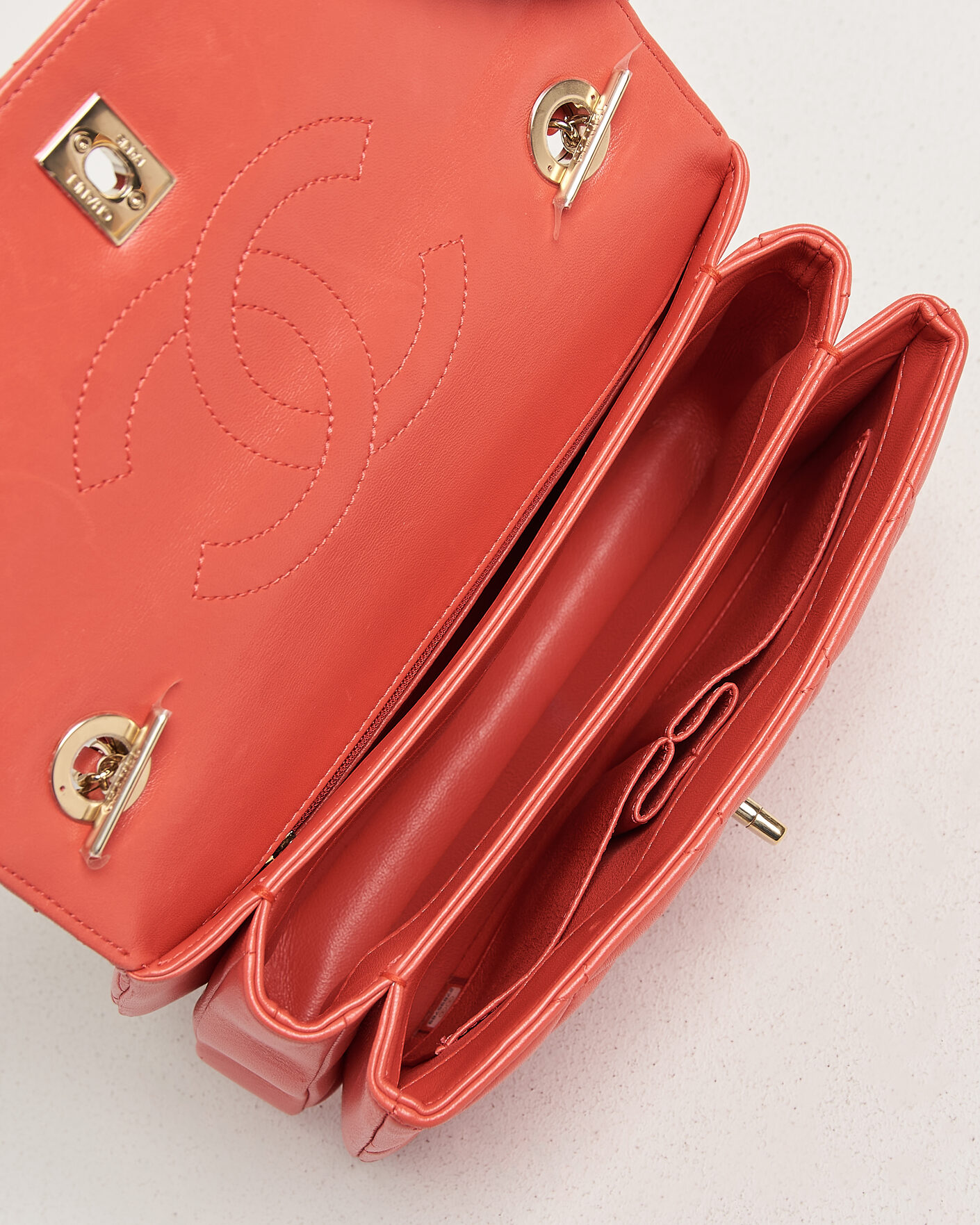 Hombres | Pre-Owned & Vintage Bags | Chanel Pre-Owned | Trendy CC Top Handle Bag Coral