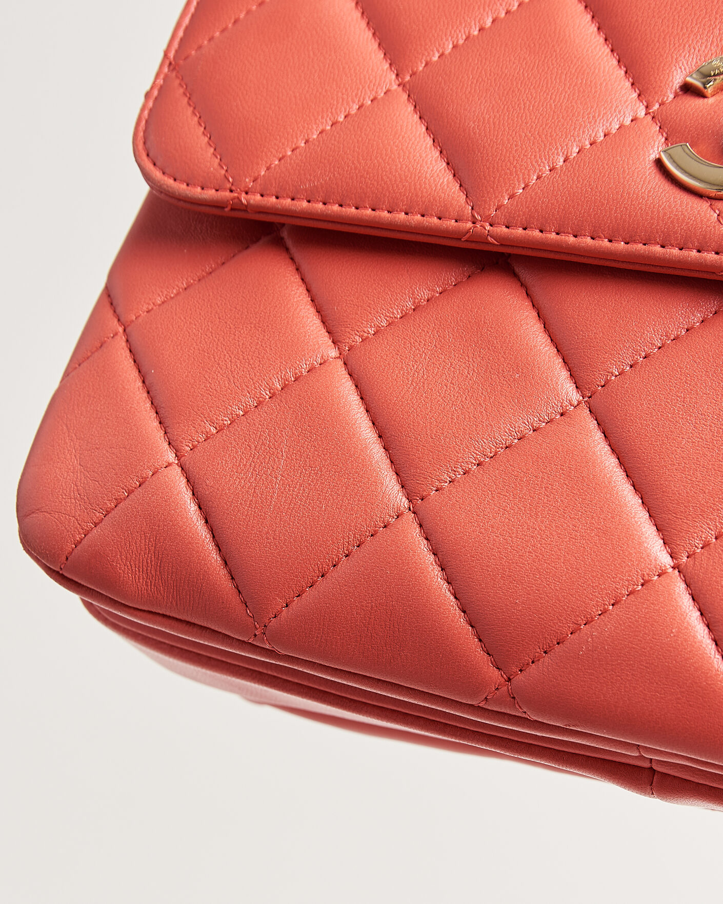 Hombres | Pre-Owned & Vintage Bags | Chanel Pre-Owned | Trendy CC Top Handle Bag Coral