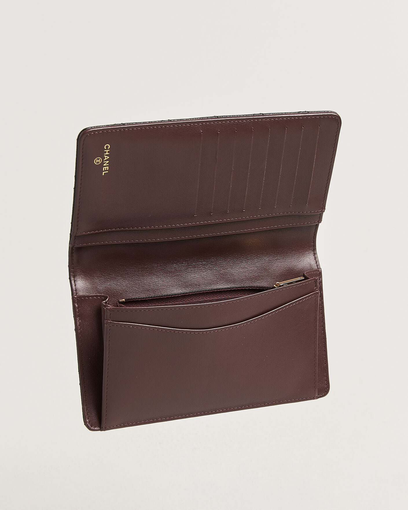 Hombres | Pre-Owned & Vintage Bags | Chanel Pre-Owned | Classic Bifold Wallet Caviar Leather Black