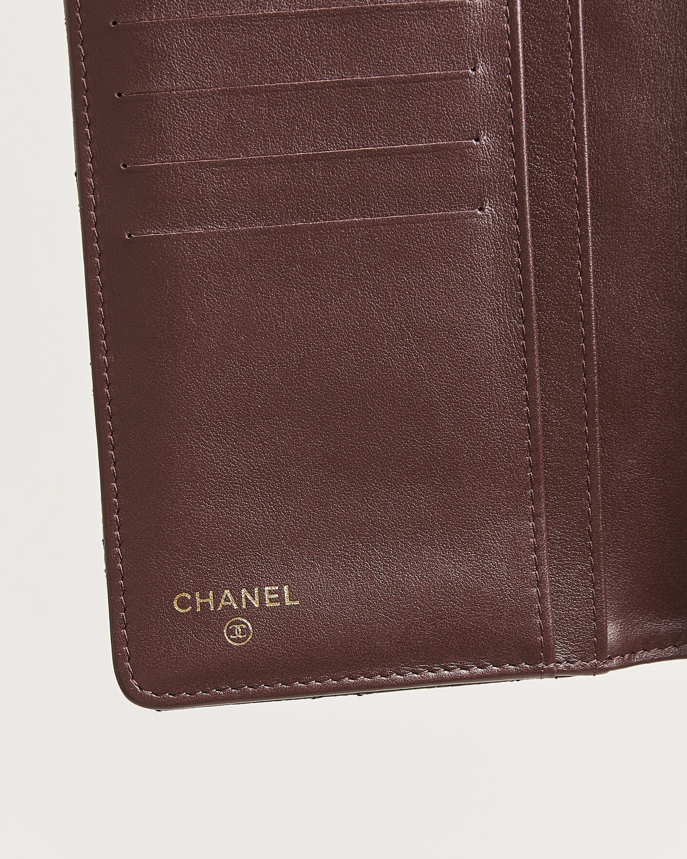 Hombres | Pre-Owned & Vintage Bags | Chanel Pre-Owned | Classic Bifold Wallet Caviar Leather Black