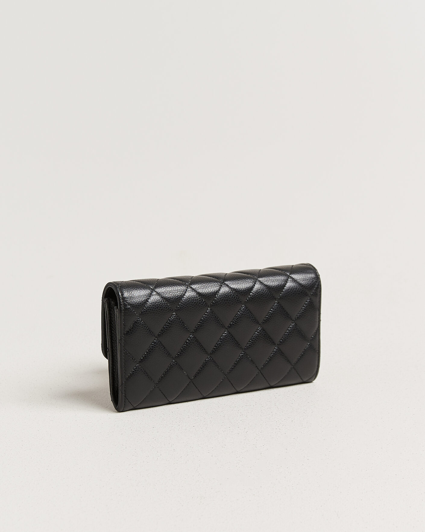 Hombres | Pre-Owned & Vintage Bags | Chanel Pre-Owned | Classic Long Flap Wallet Caviar Leather Black