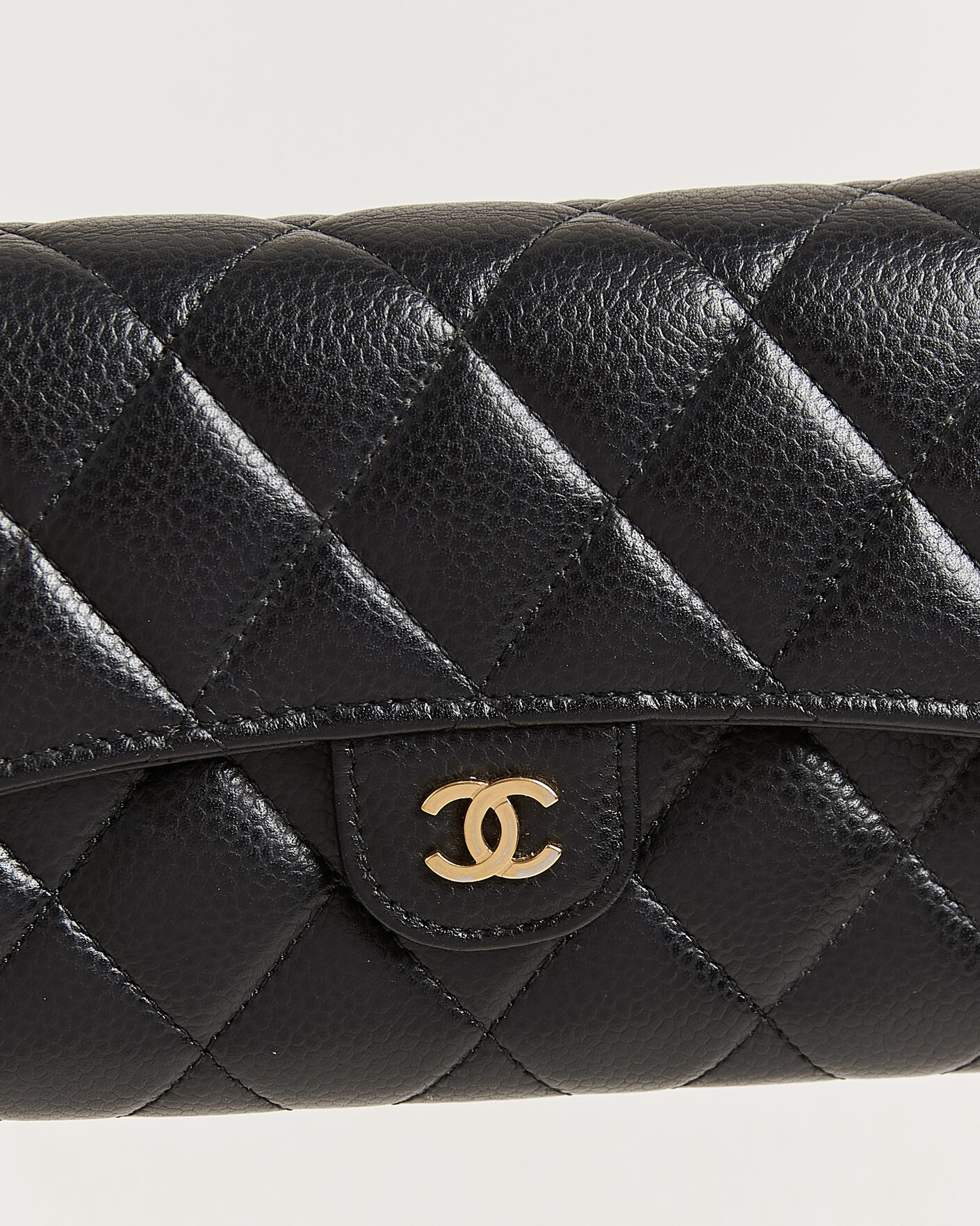 Hombres | Pre-Owned & Vintage Bags | Chanel Pre-Owned | Classic Long Flap Wallet Caviar Leather Black