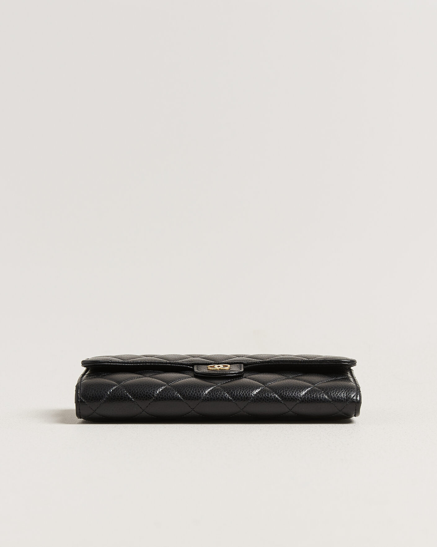 Hombres | Pre-Owned & Vintage Bags | Chanel Pre-Owned | Classic Long Flap Wallet Caviar Leather Black