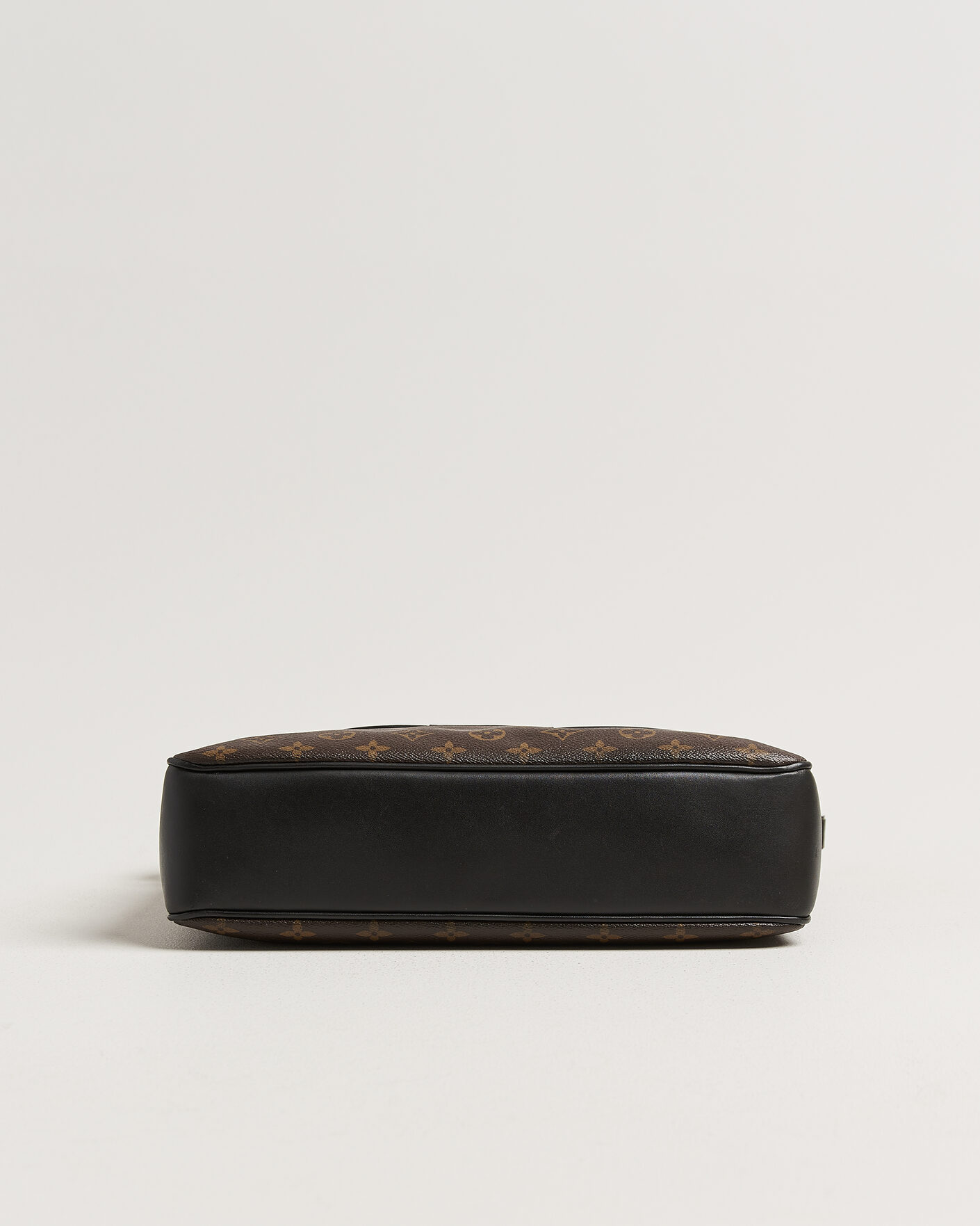 Hombres | Pre-Owned & Vintage Bags | Louis Vuitton Pre-Owned | Abbesses Messenger Bag Monogram Macassar
