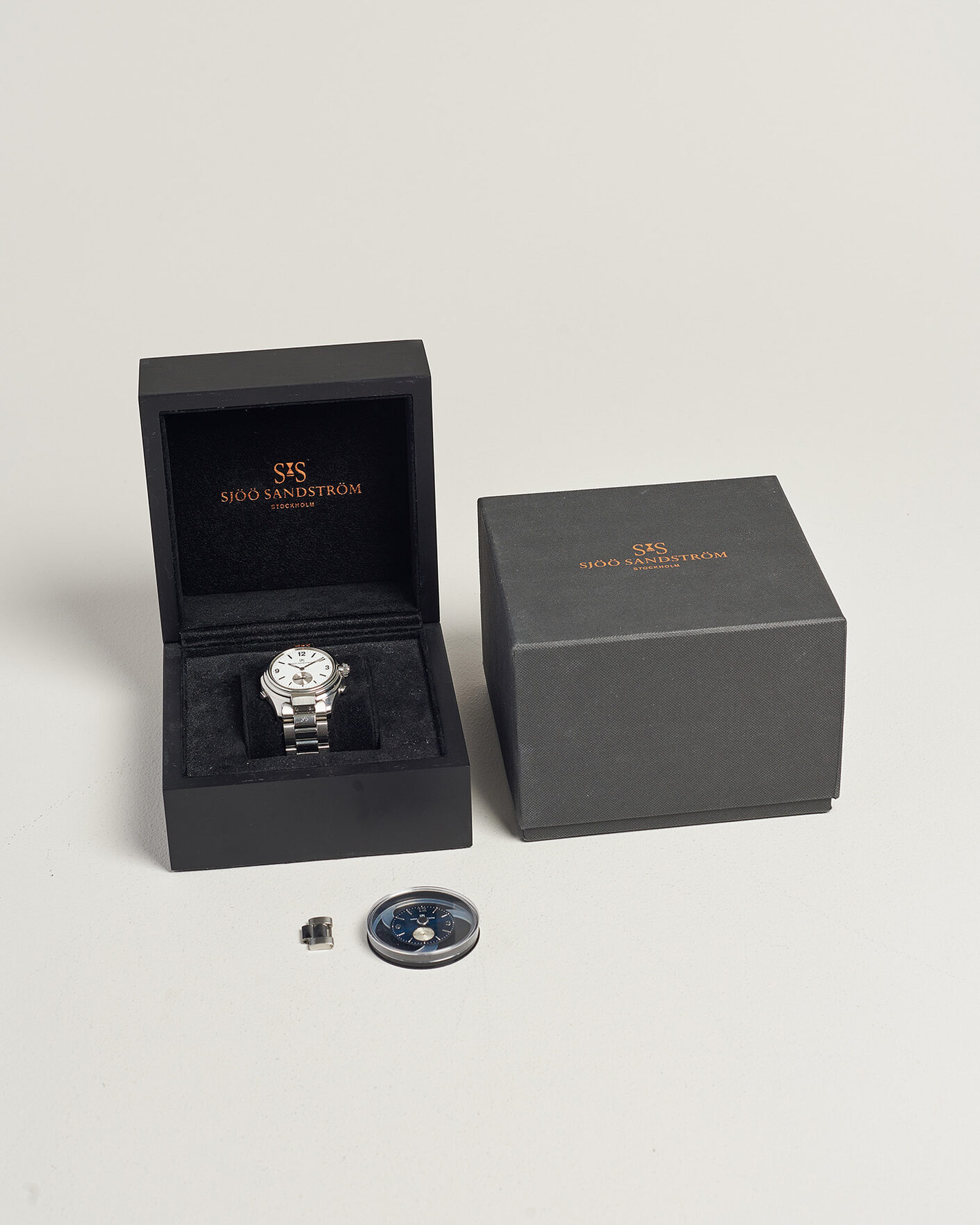 Hombres | Pre-Owned & Vintage Watches | Sjöö Sandström Pre-Owned | Chronolink Worldtimer UTC Swedish Blonde
