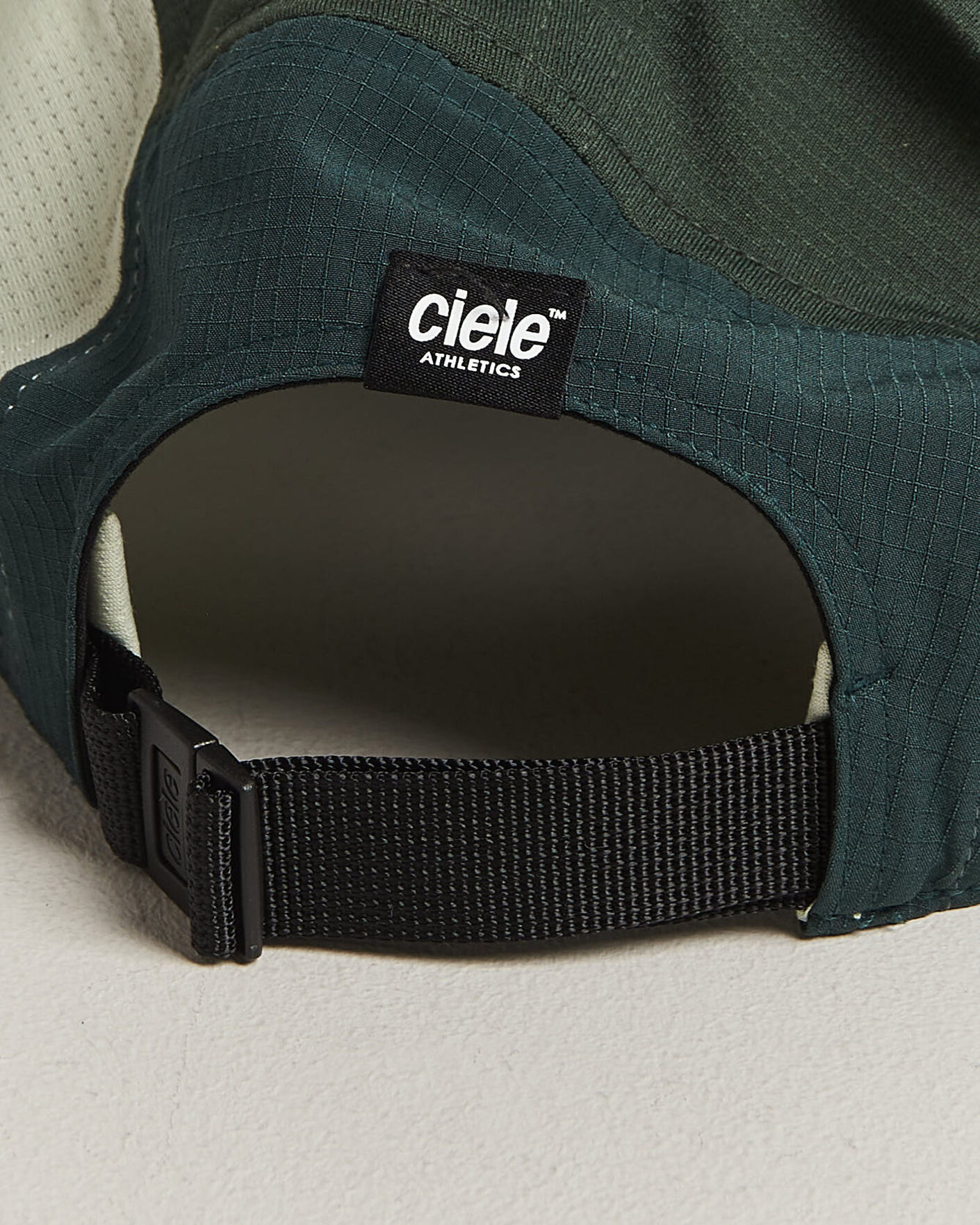 Hombres | Sombreros y gorras | Ciele | GOCap Field Running Cap Spruce Light Moss