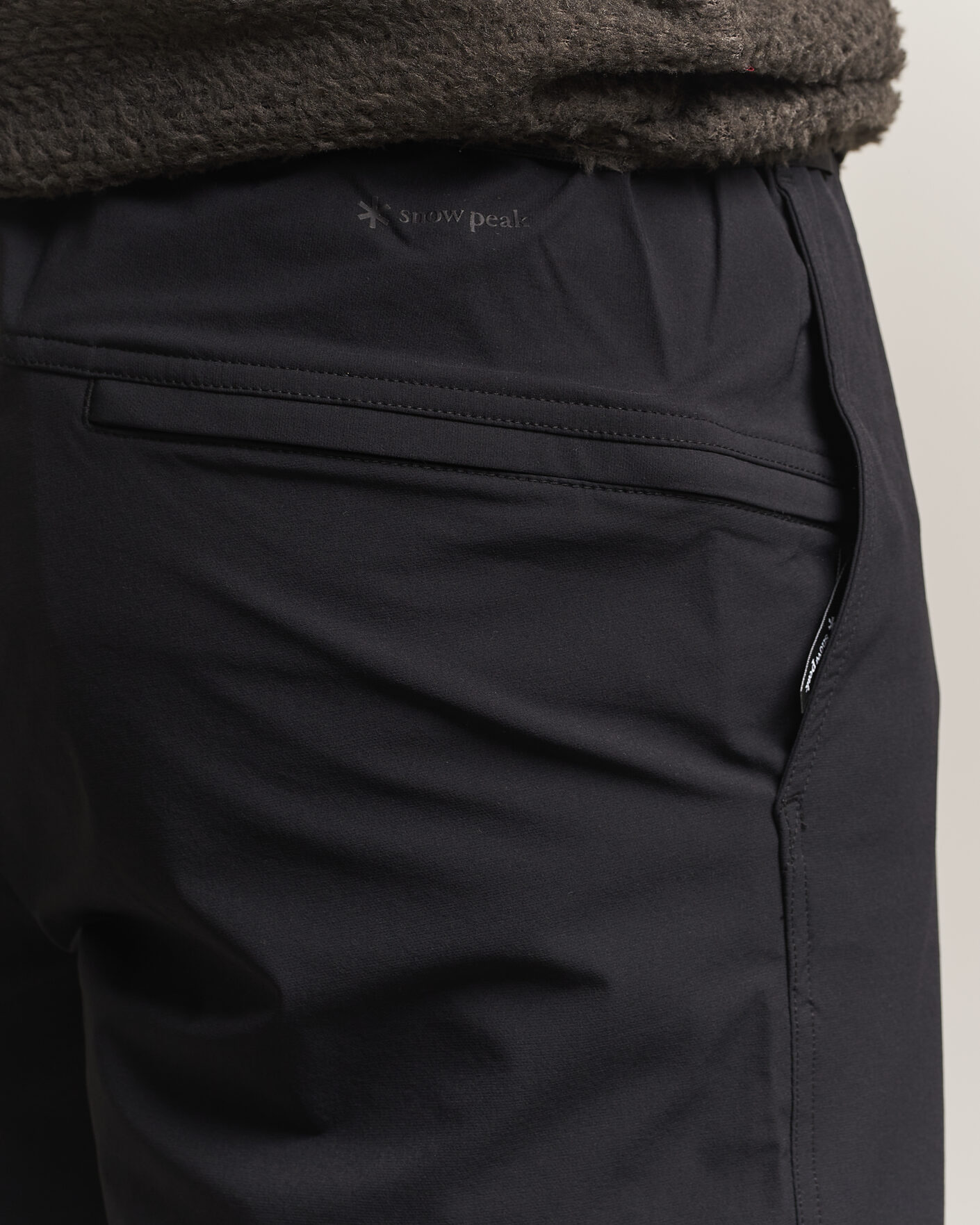 Hombres | Pantalones | Snow Peak | Water-Repellent Stretch Tapered Pants Black
