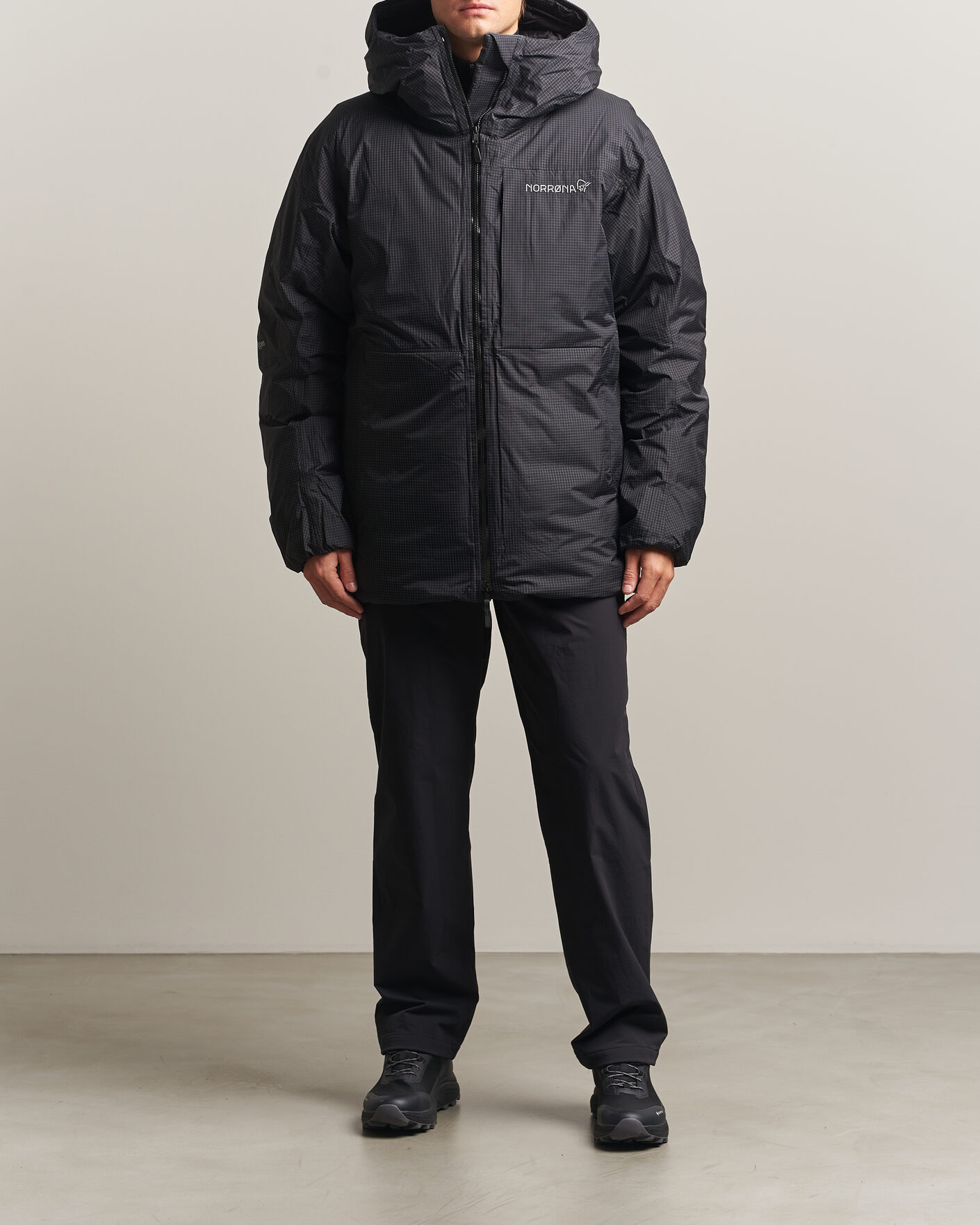 Hombres | Abrigos y chaquetas | Norrøna | Trollveggen dri2 Down 800 Zip Hood Caviar Black