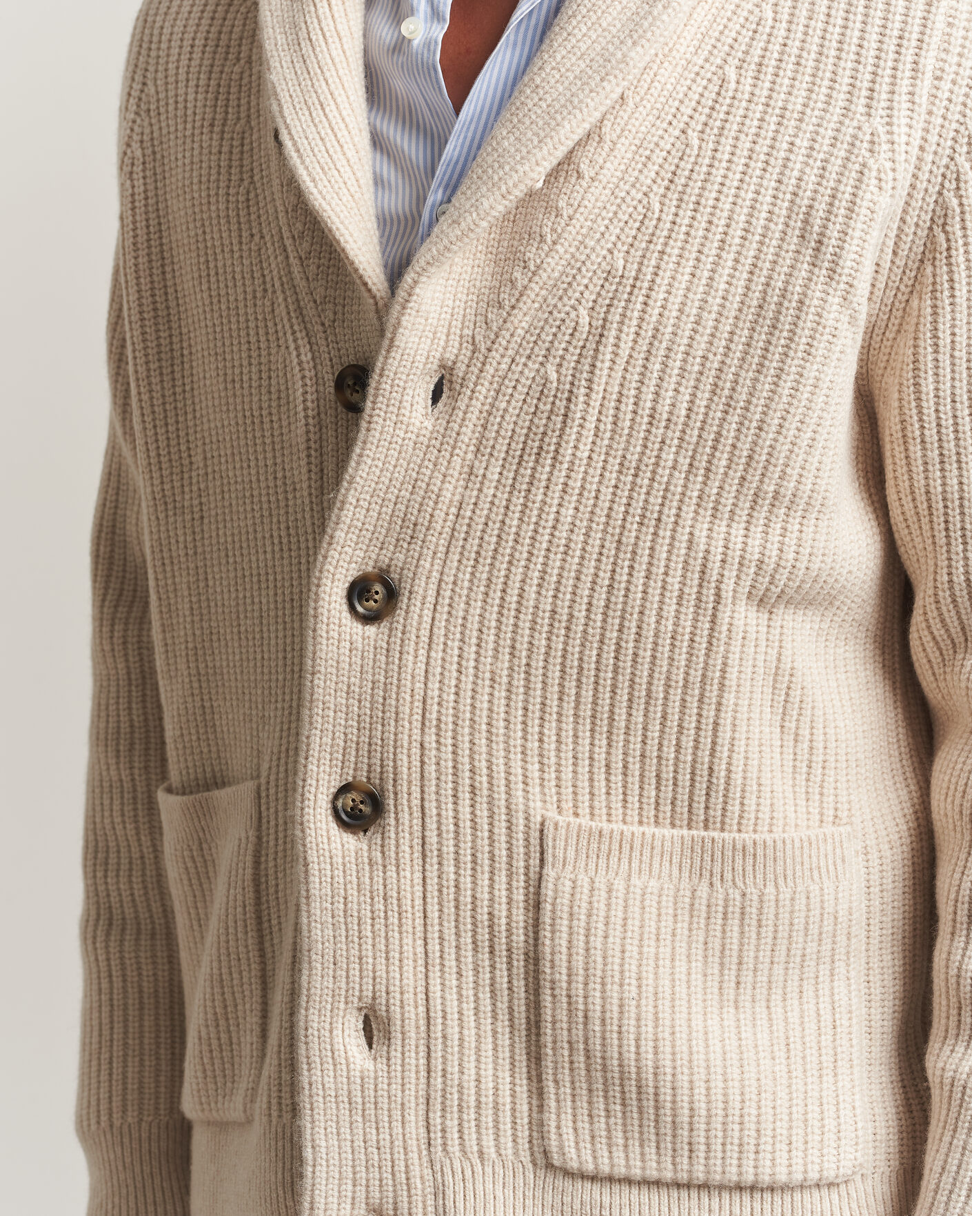 Hombres | Jerséis y prendas de punto | Gant | Wool/Cotton Ribbed Shawl Collar Cardigan Light Beige