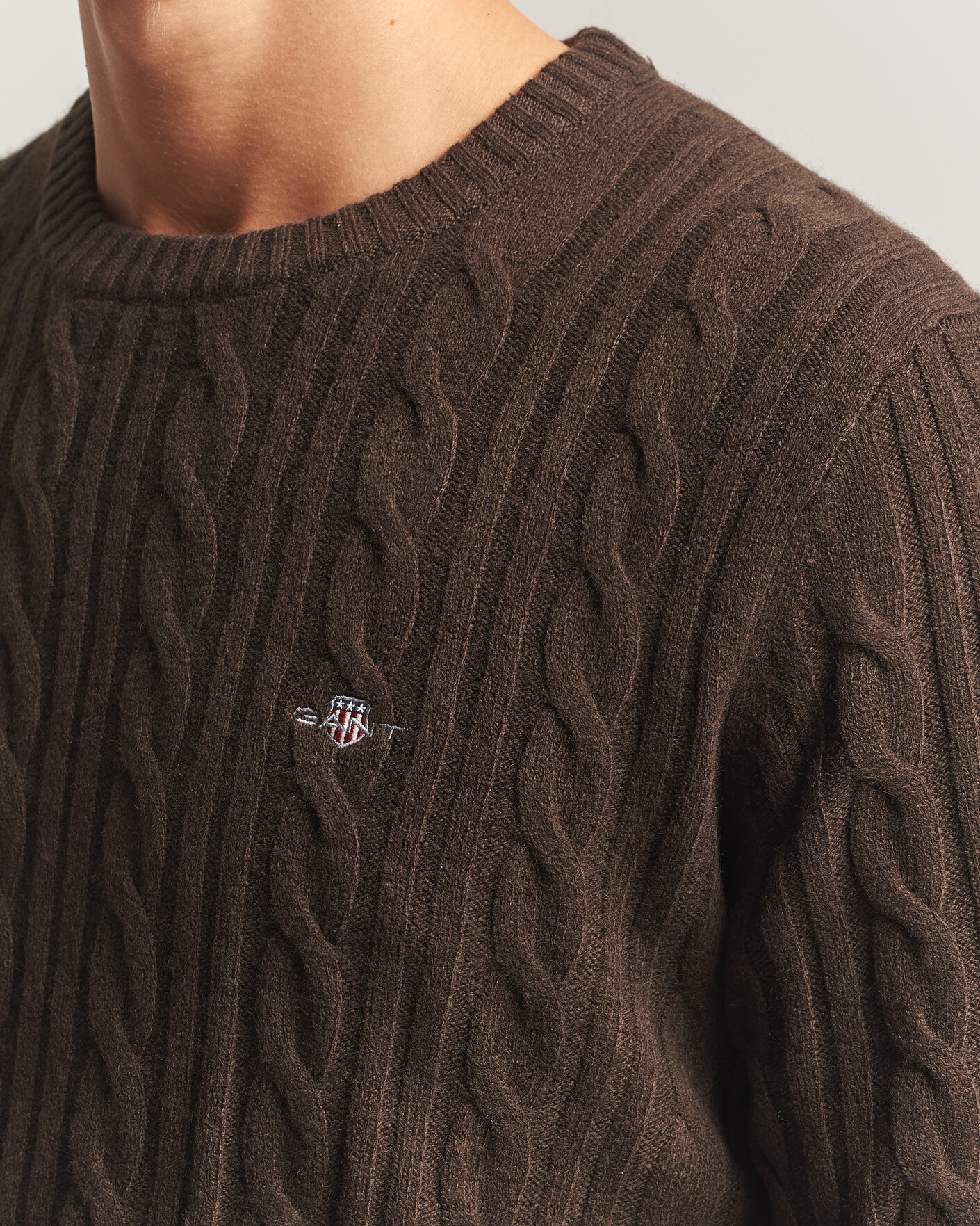 Hombres | Jerséis y prendas de punto | Gant | Lambswool Cable Crew Neck Black Brown
