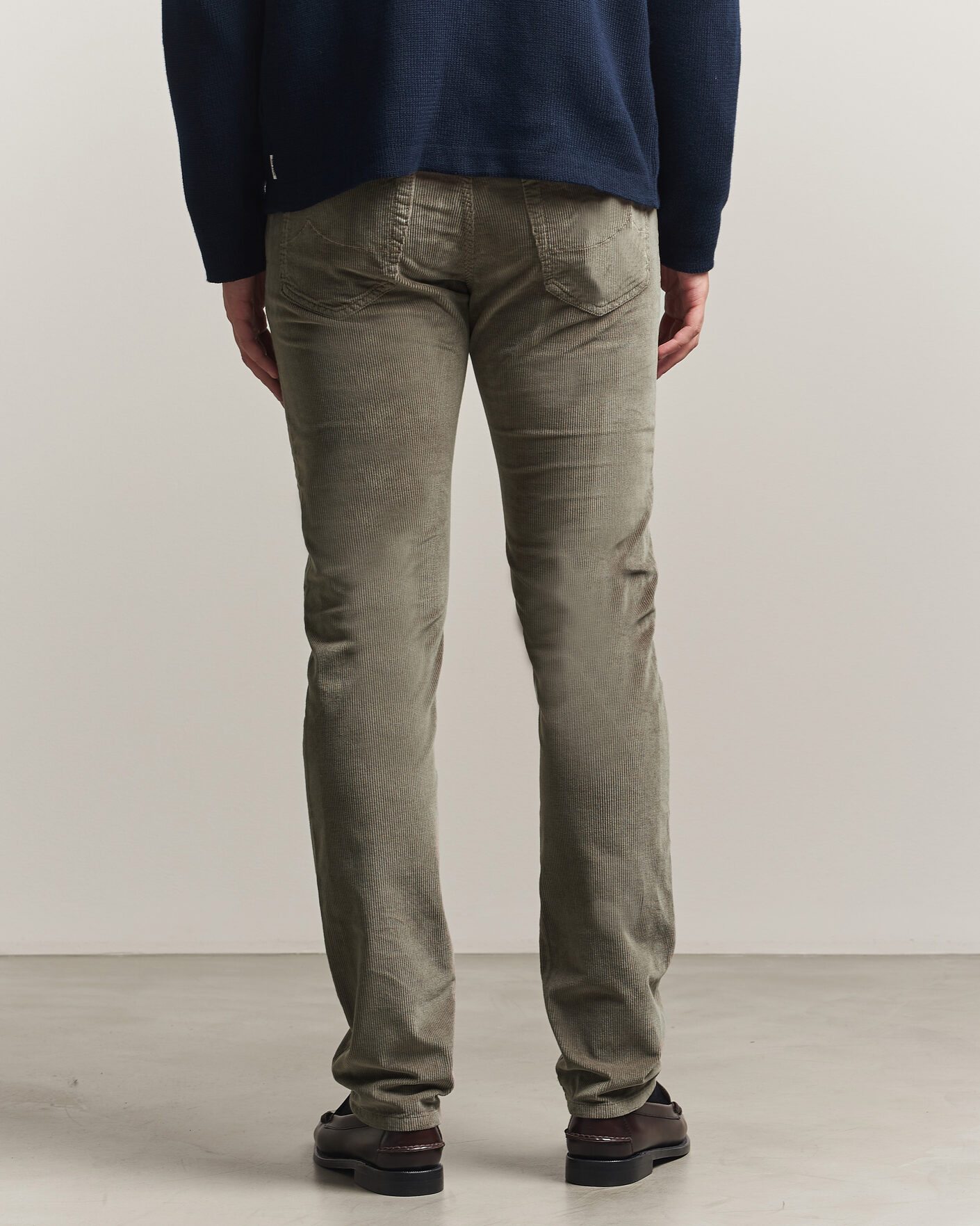 Hombres | Pantalones | Jacob Cohën | Bard 5-Pocket Medium Corduroy Trousers Taupe