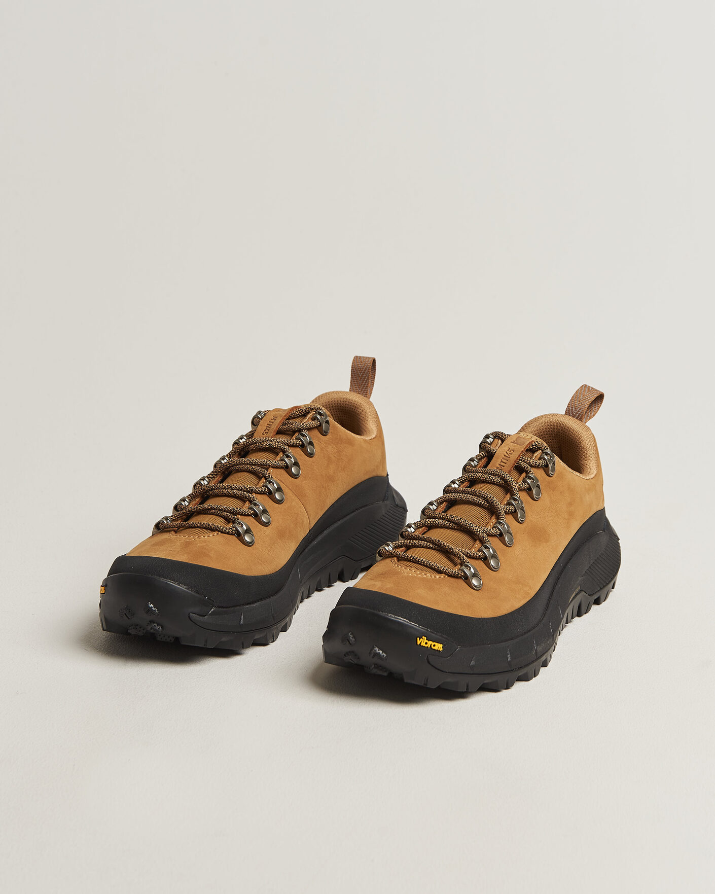 Hombres | Zapatillas de senderismo | Danner | MTN45 Nubuck GORE-TEX Trail Shoe Brown