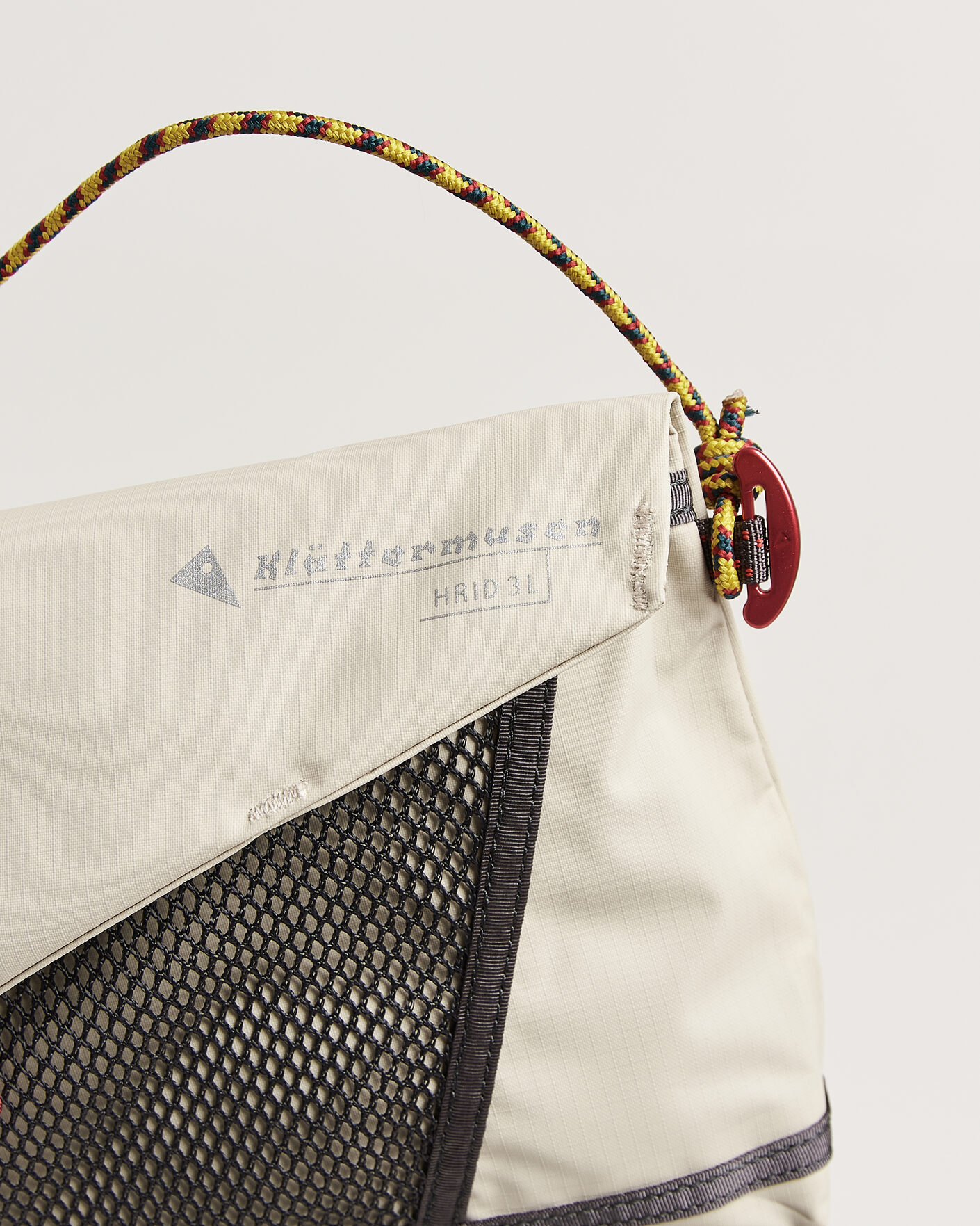 Hombres | Bolsos | Klättermusen | Hrid WP 3L Accessory Bag Silver Creme