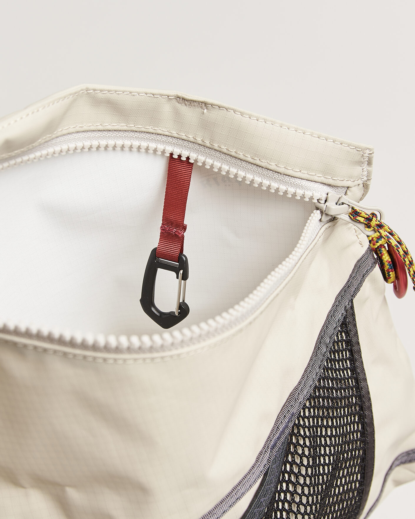 Hombres | Bolsos | Klättermusen | Hrid WP 3L Accessory Bag Silver Creme