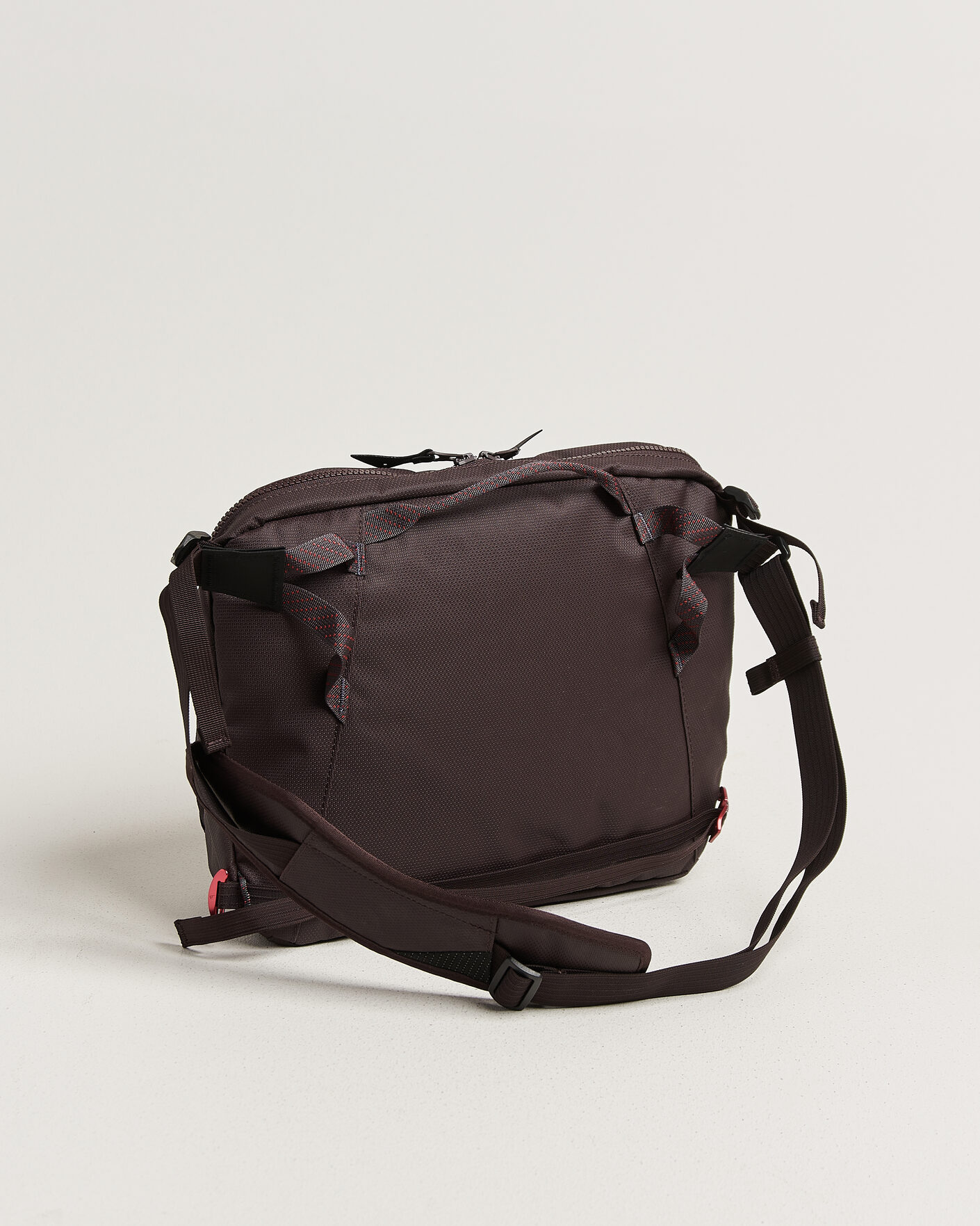 Hombres | Bolsos | Klättermusen | Gaut Messenger bag Brown Umber