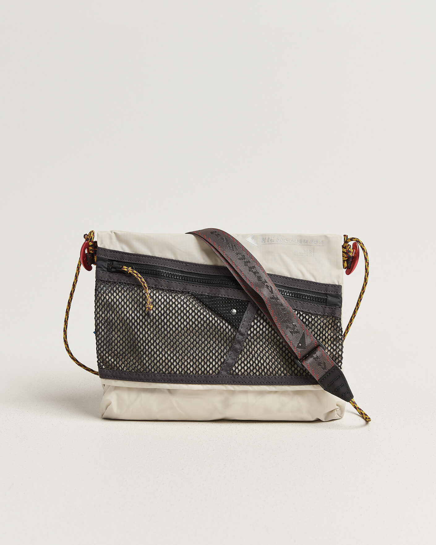 Hombres | Bolsos | Klättermusen | Algir Foldover Bag Putty Grey