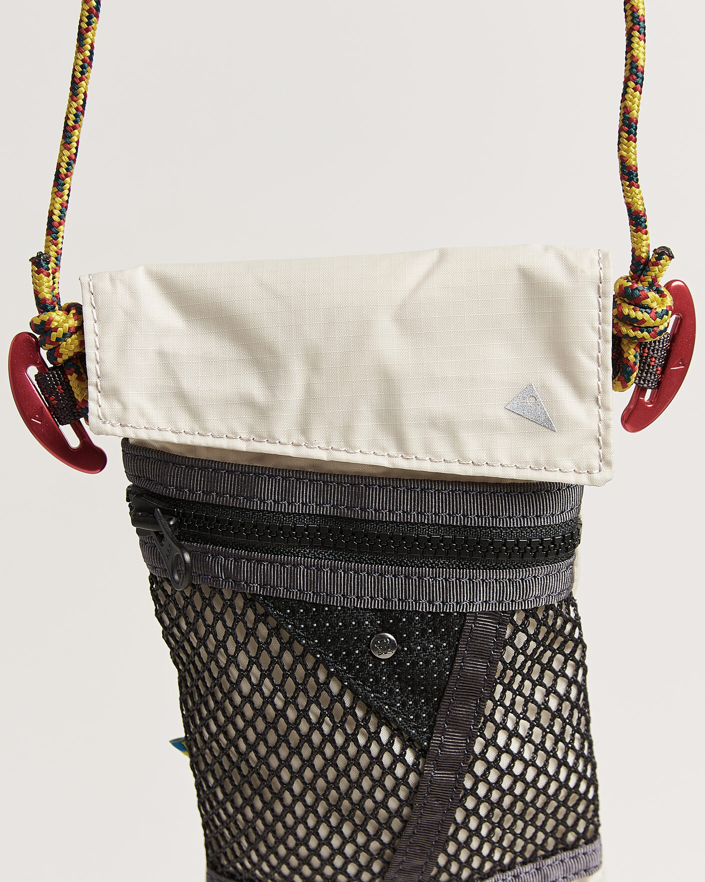 Hombres | Bolsos | Klättermusen | Algir Lanyard Pocket Bag Putty Grey