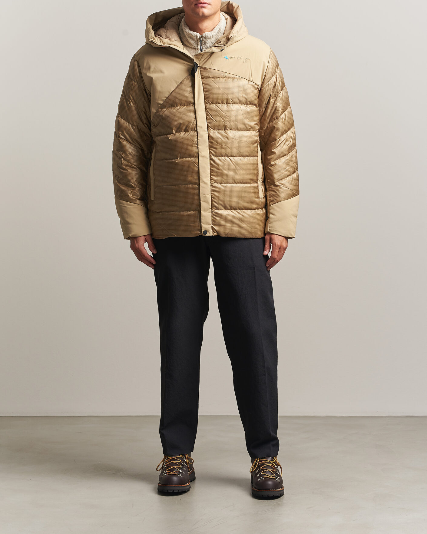 Hombres | Abrigos y chaquetas | Klättermusen | Rå Hood Jacket Warm Sand