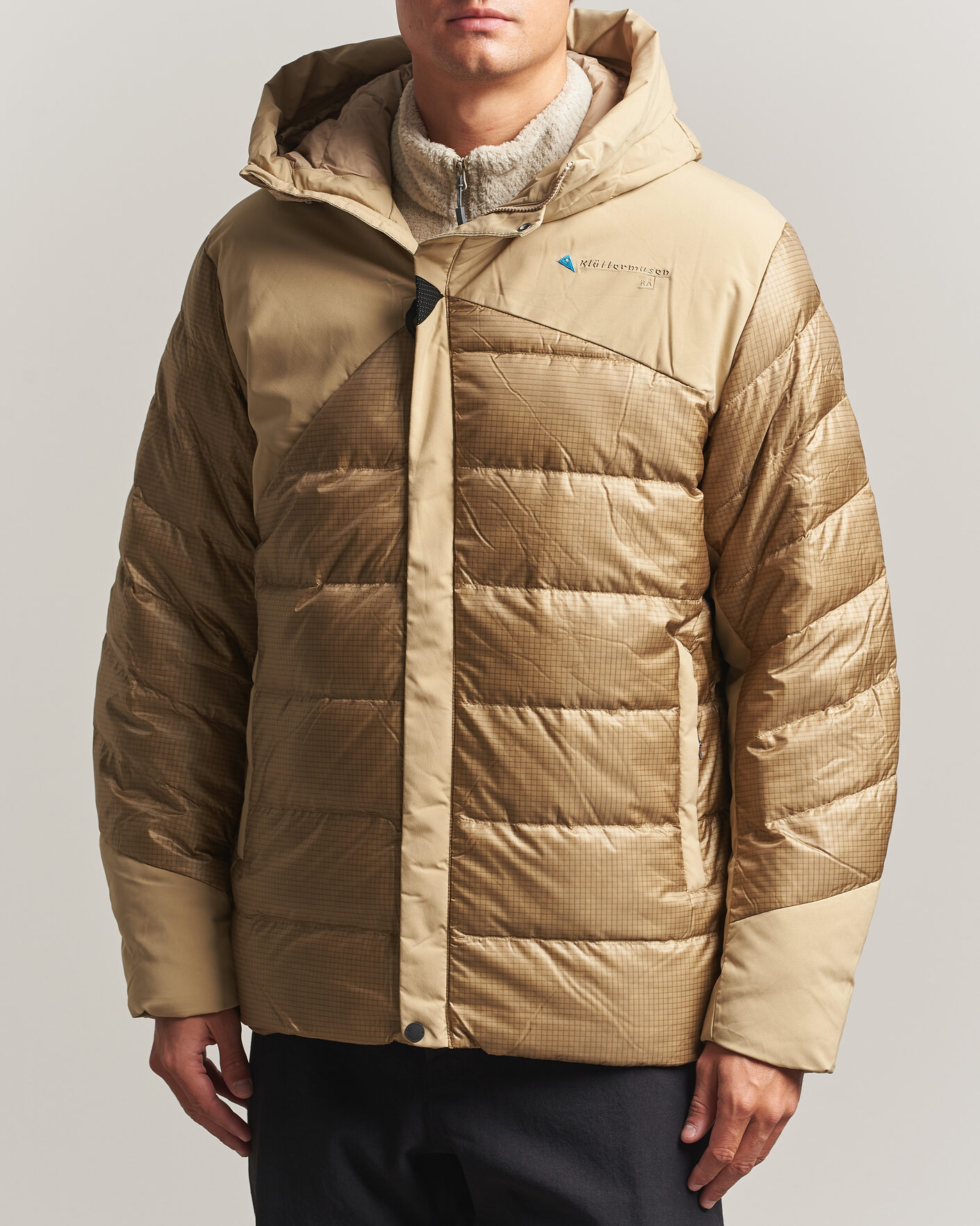 Hombres | Abrigos y chaquetas | Klättermusen | Rå Hood Jacket Warm Sand