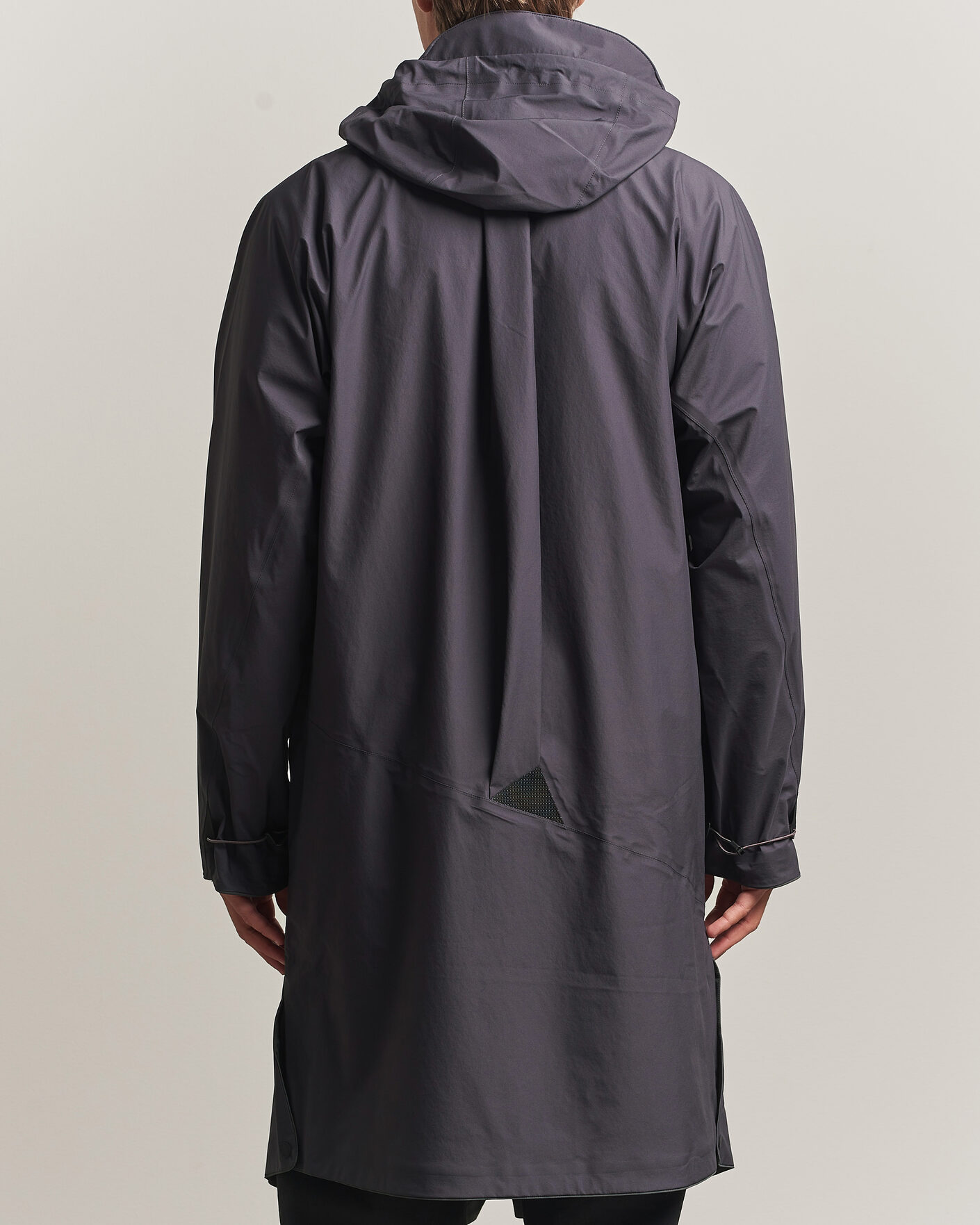 Hombres | Abrigos y chaquetas | Klättermusen | Syr Hood Parka Raven