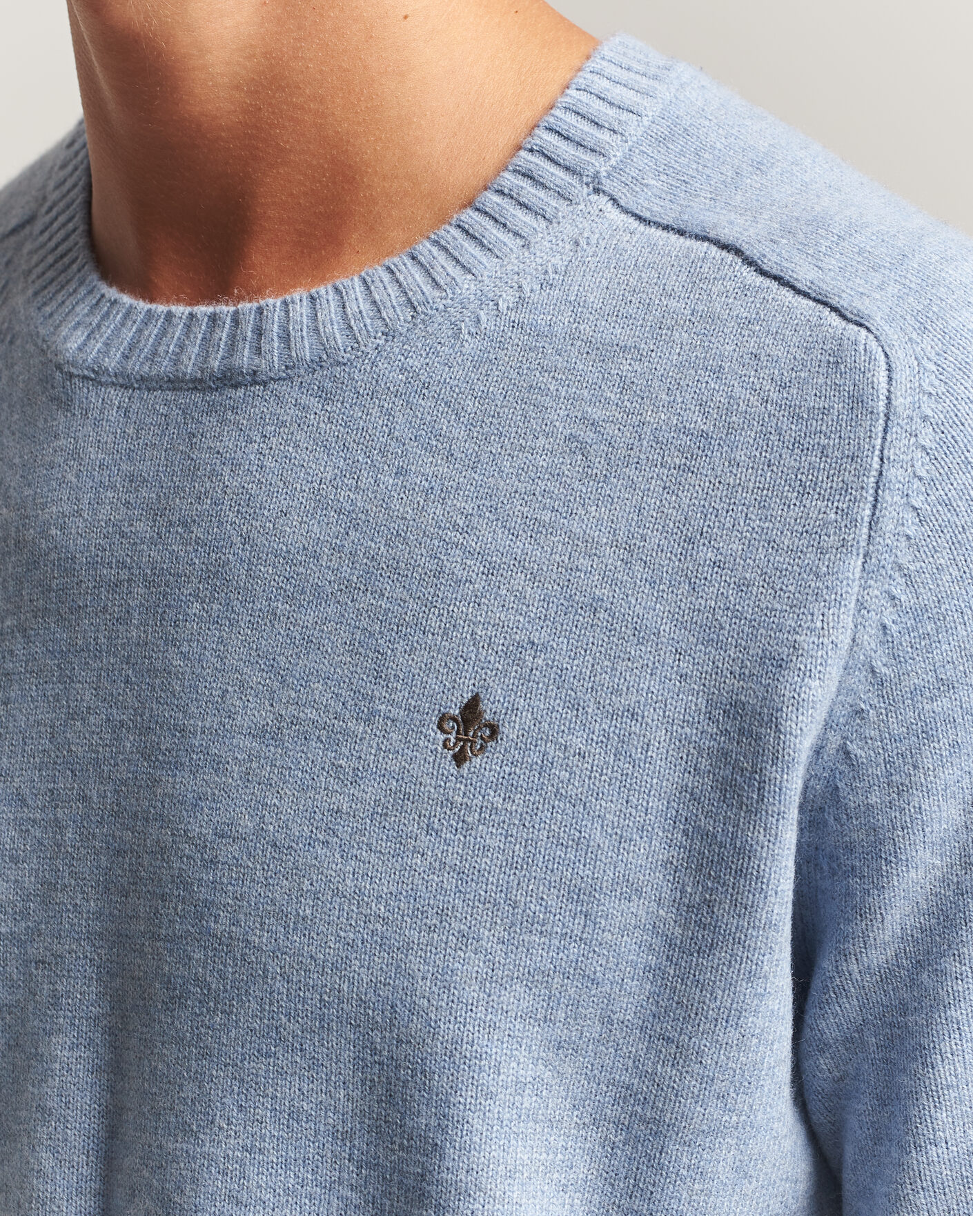 Hombres | Jerséis y prendas de punto | Morris | Hertford Lambswool Crew Neck Blue