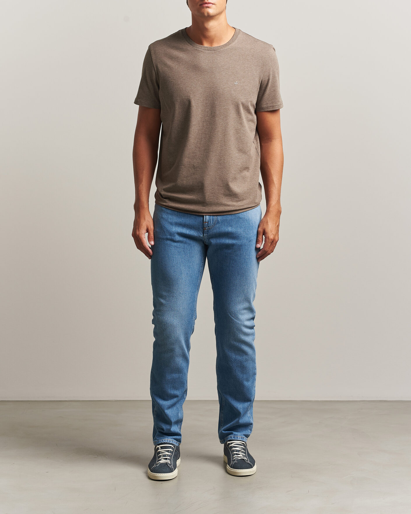 Hombres | Camisetas | Morris | James Crew Neck T-Shirt Brown