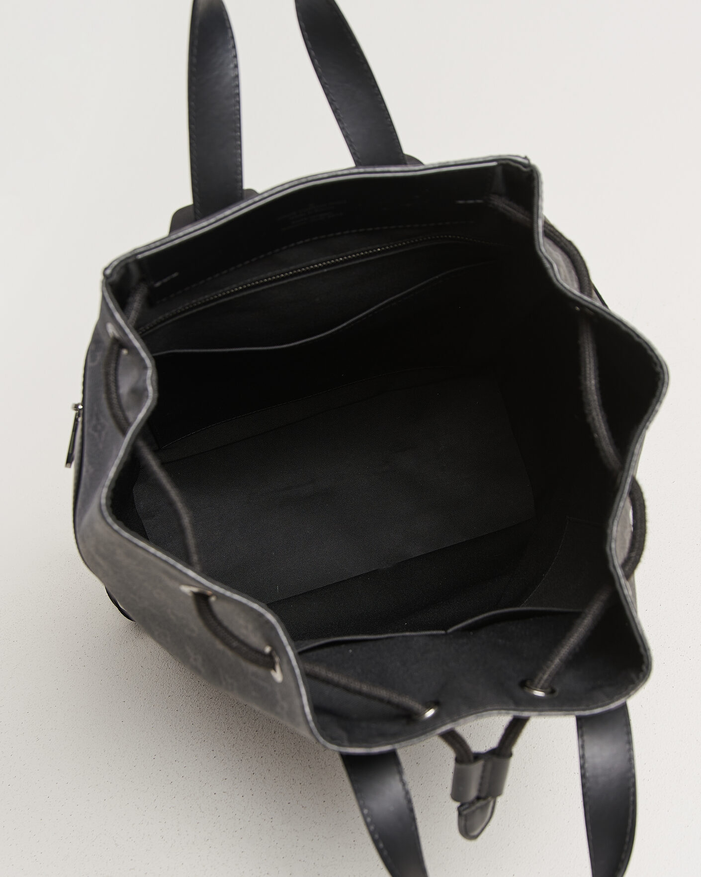 Hombres | Pre-Owned & Vintage Bags | Louis Vuitton Pre-Owned | Explorer Backpack Monogram Eclipse