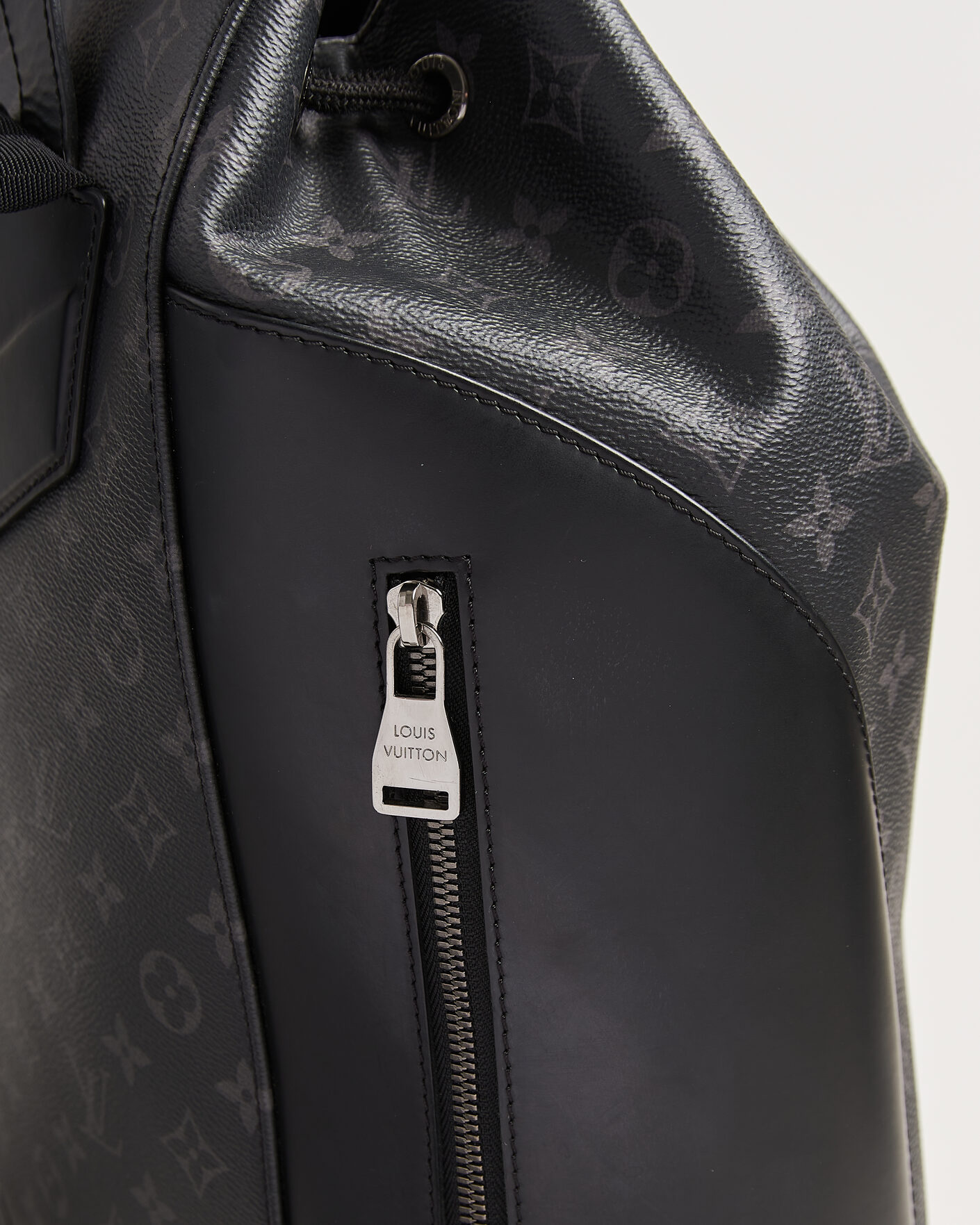 Hombres | Pre-Owned & Vintage Bags | Louis Vuitton Pre-Owned | Explorer Backpack Monogram Eclipse