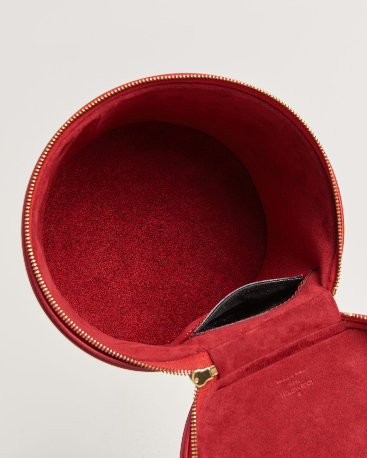 Hombres | Pre-Owned & Vintage Bags | Louis Vuitton Pre-Owned | Cannes Vanity Case Epi Leather Red